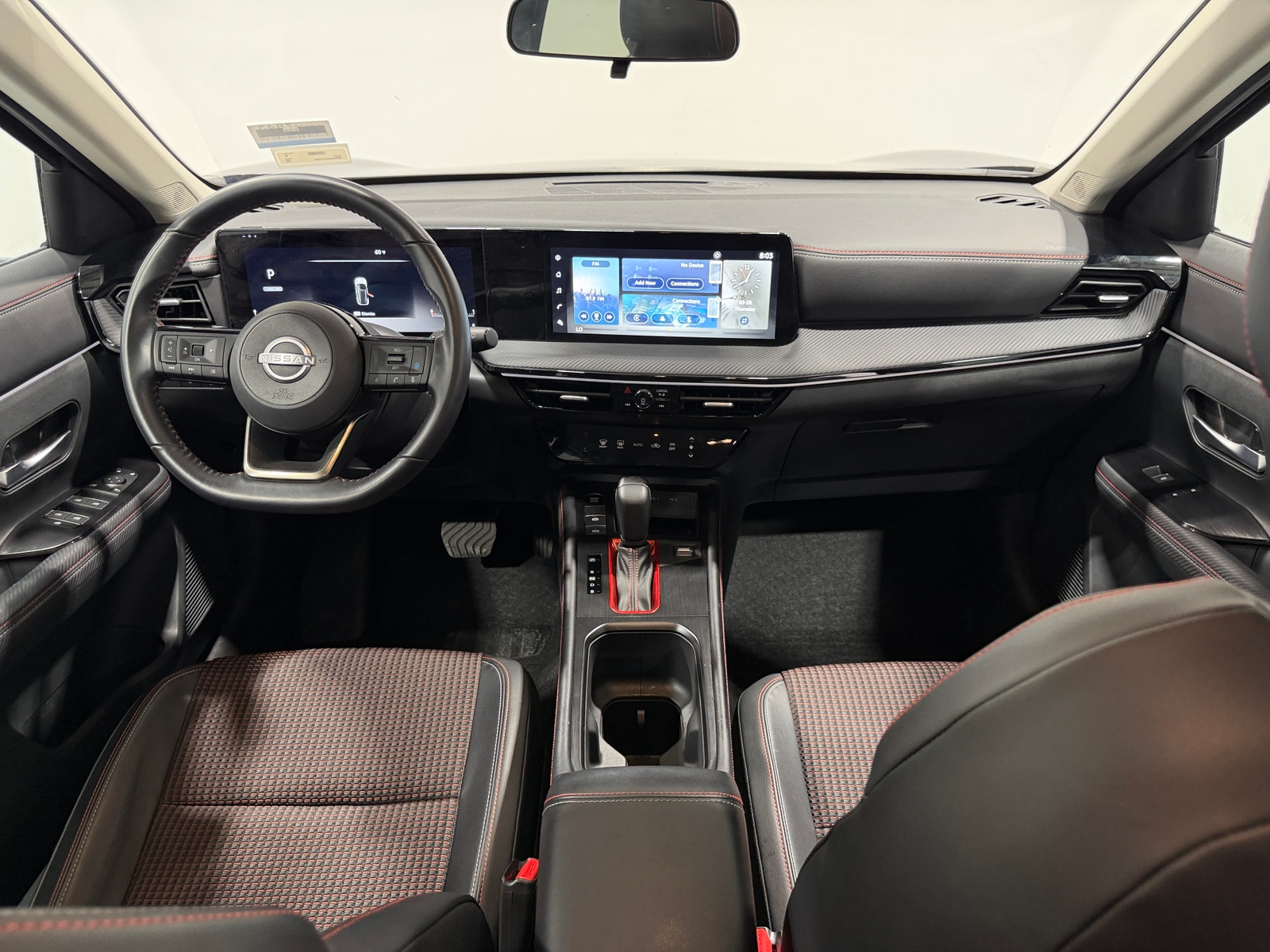 Thumbnail: 2025 Nissan Kicks - 2