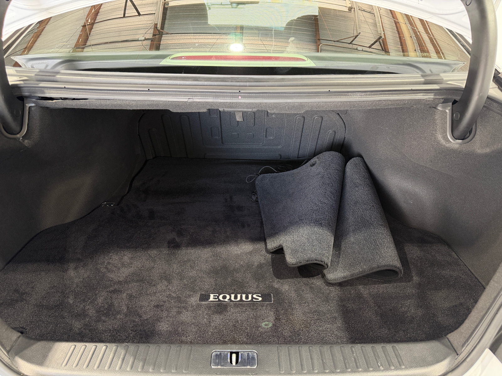 Thumbnail: 2014 Hyundai Equus - 6