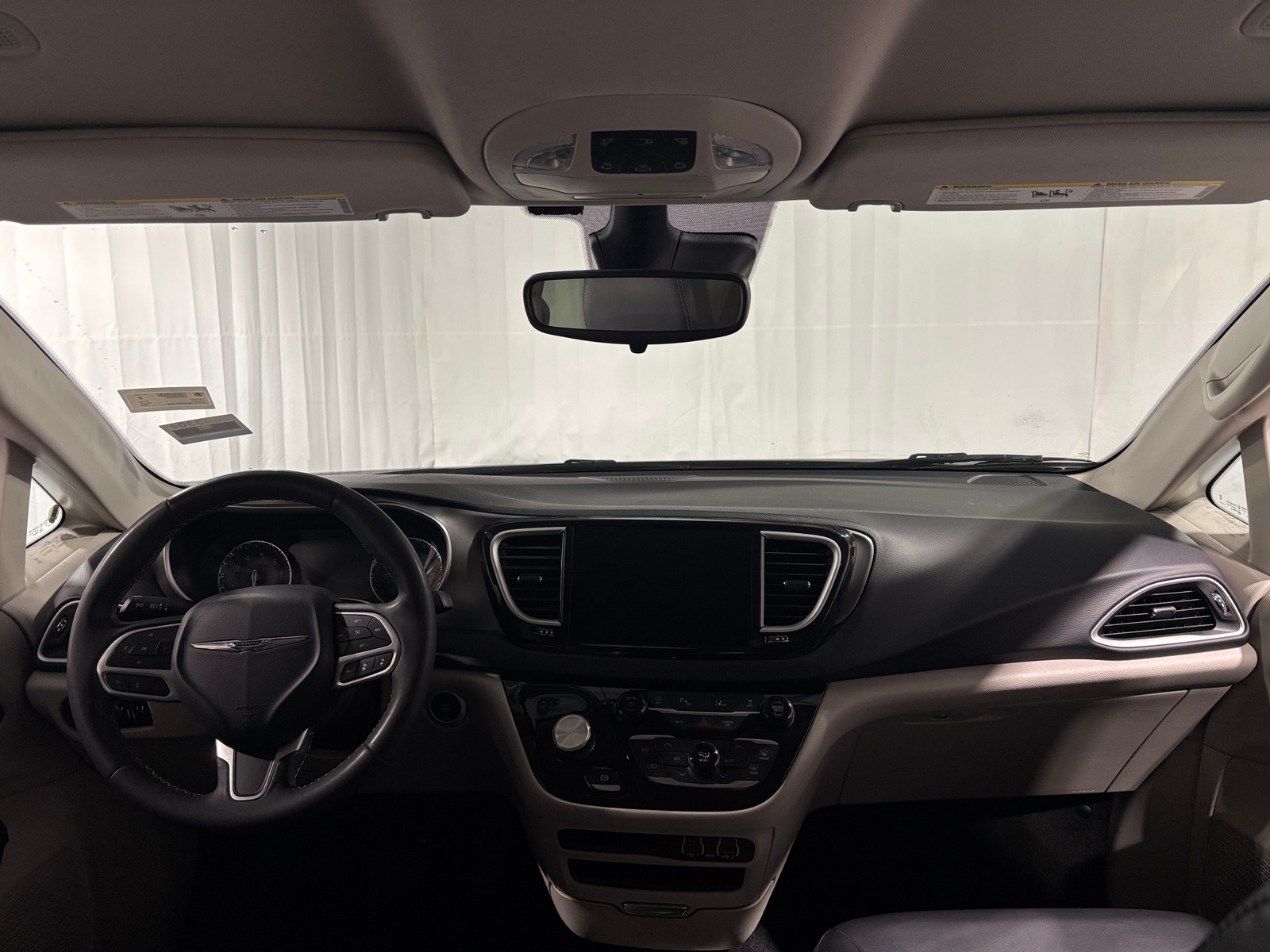 Thumbnail: 2023 Chrysler Pacifica - 2