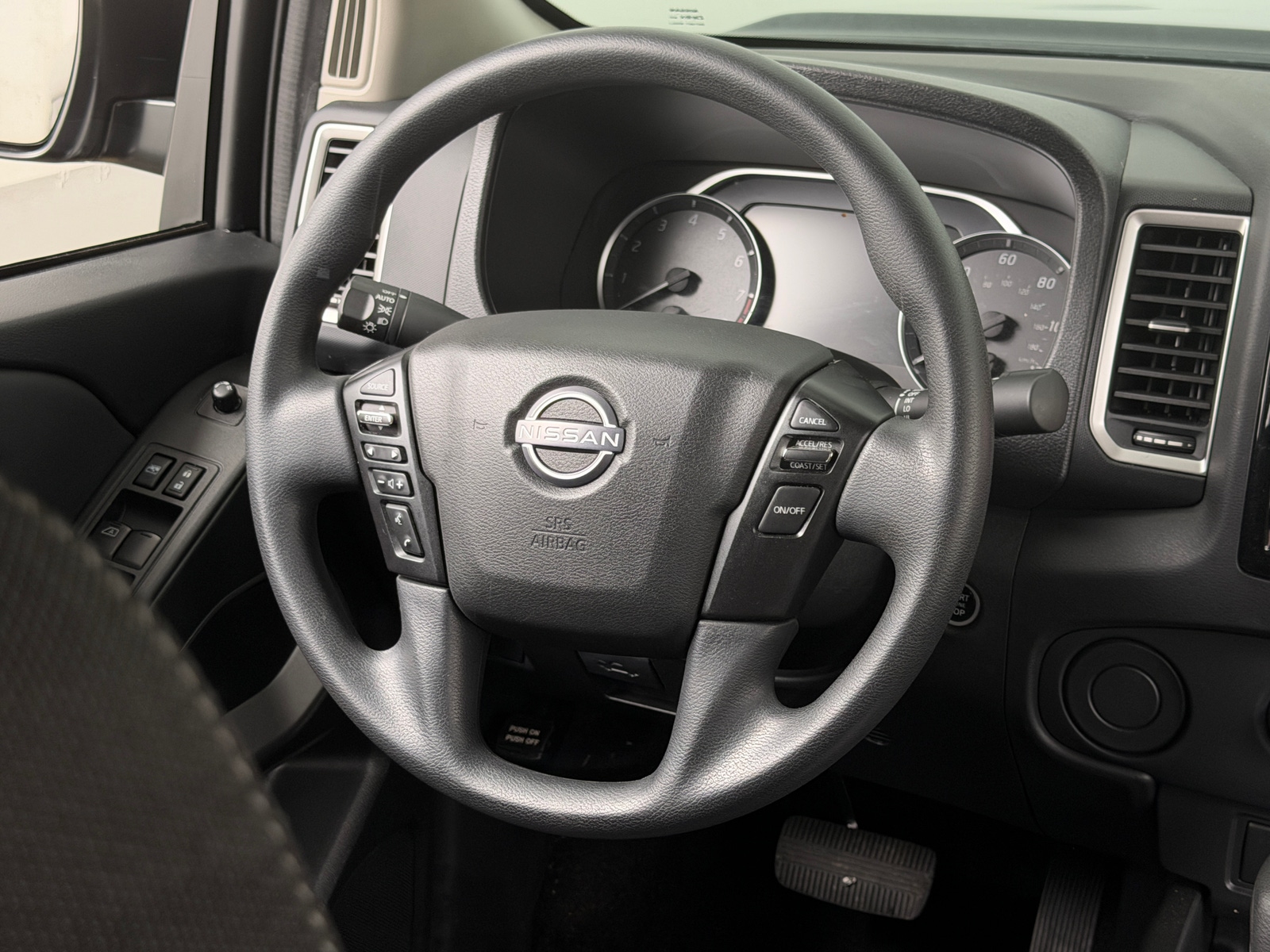 Thumbnail: 2024 Nissan Frontier - 5