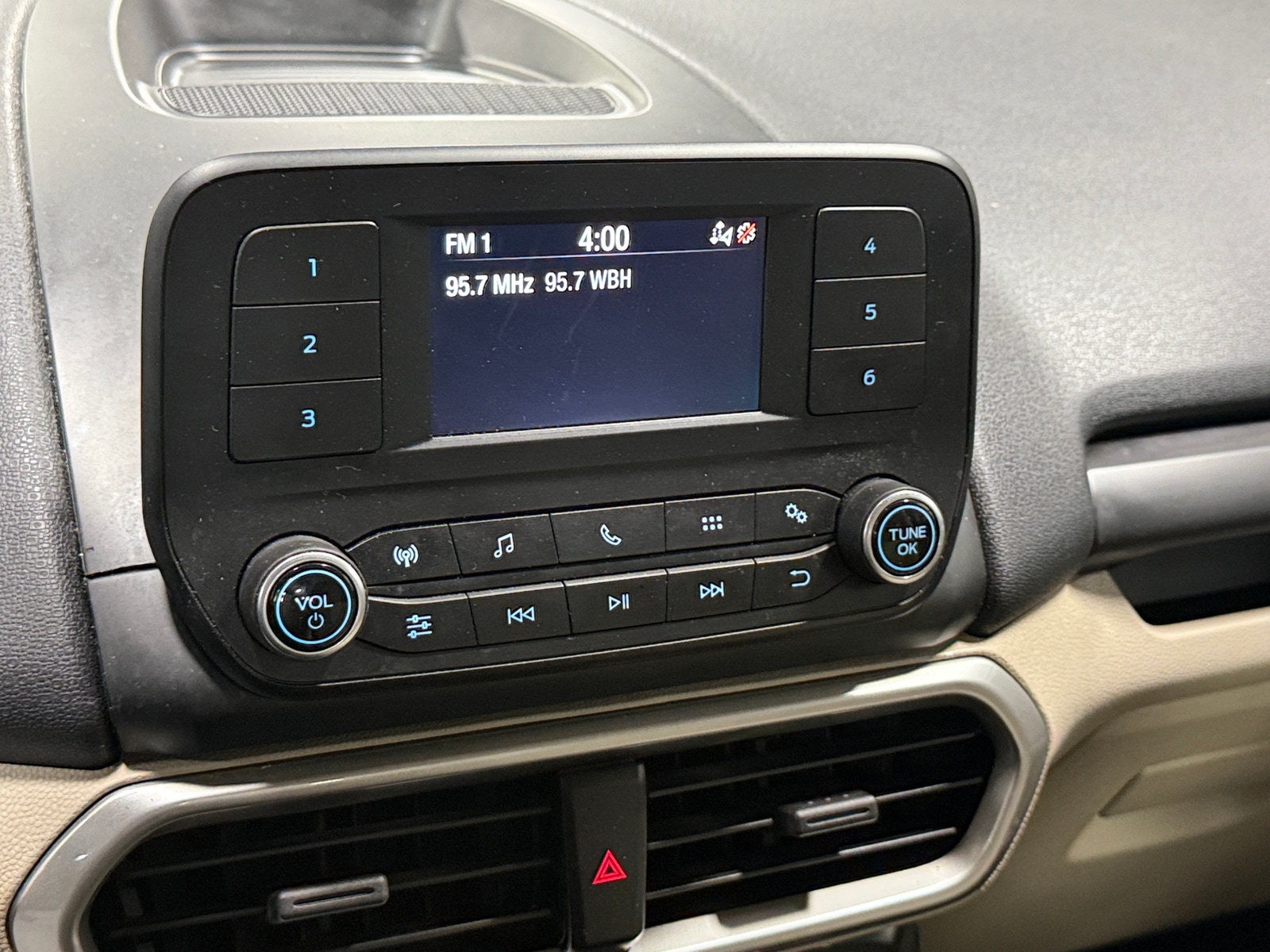 Thumbnail: 2021 Ford EcoSport - 4