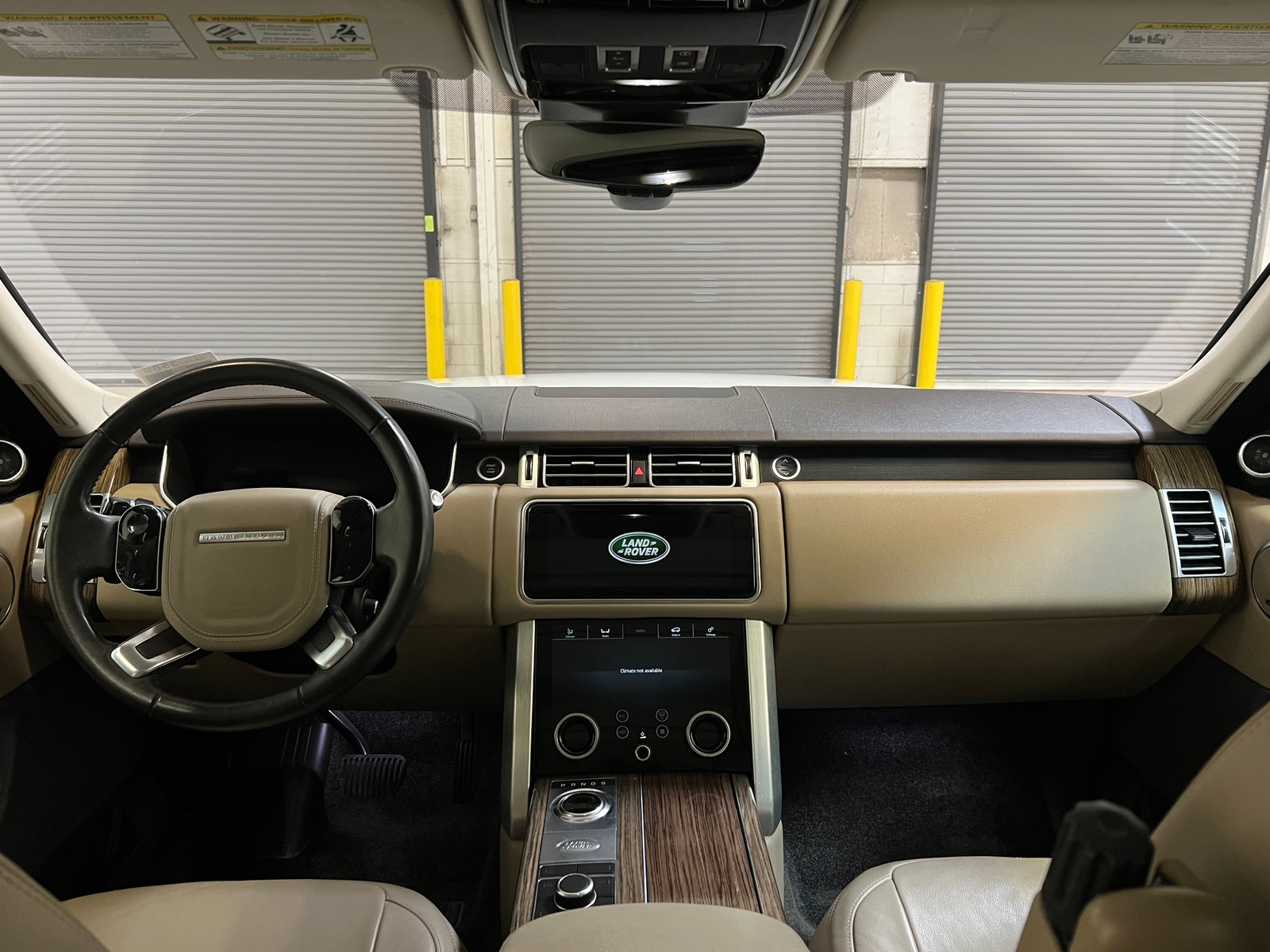 Thumbnail: 2019 Land Rover Range Rover - 2