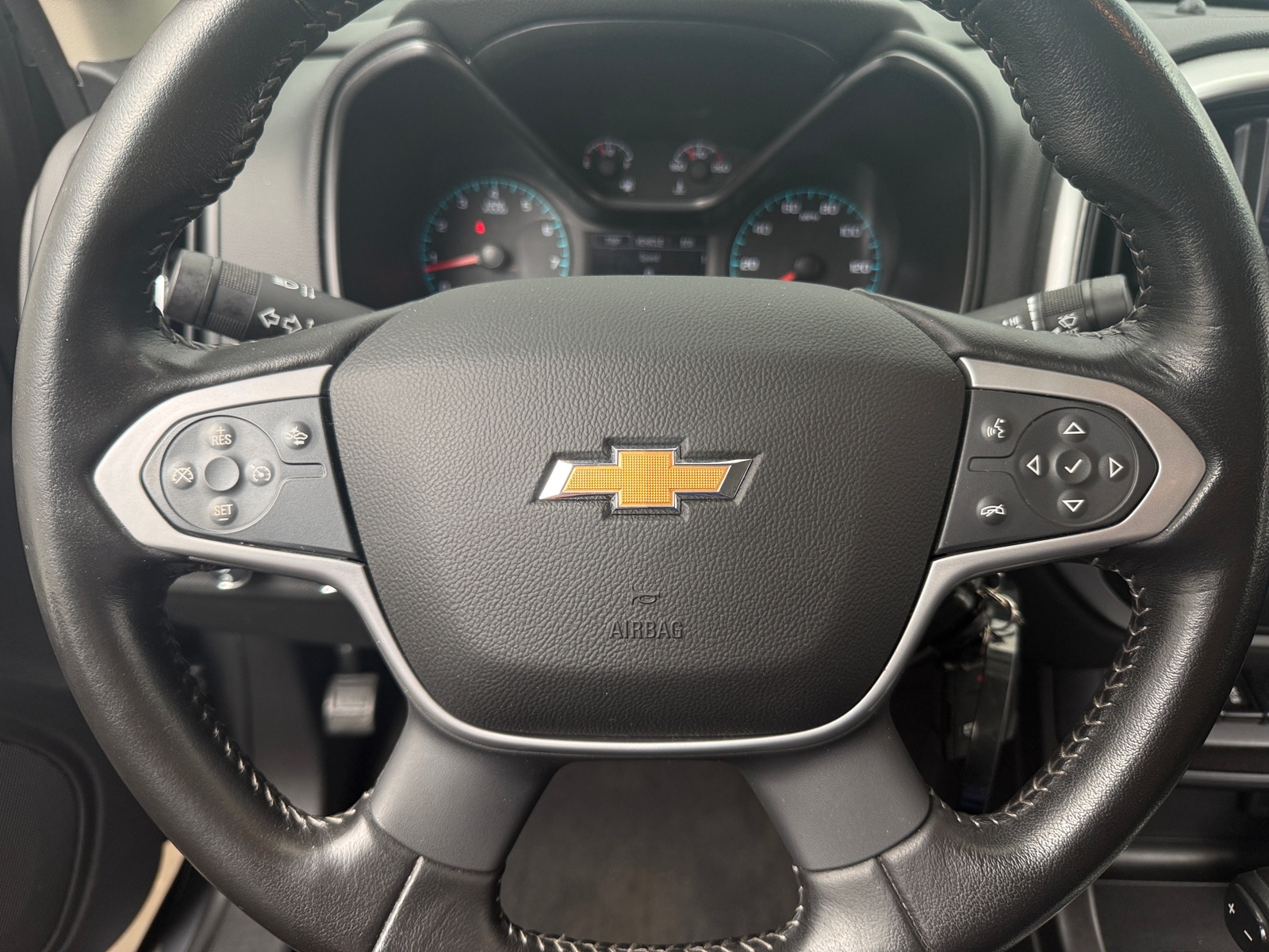 Thumbnail: 2021 Chevrolet Colorado - 5