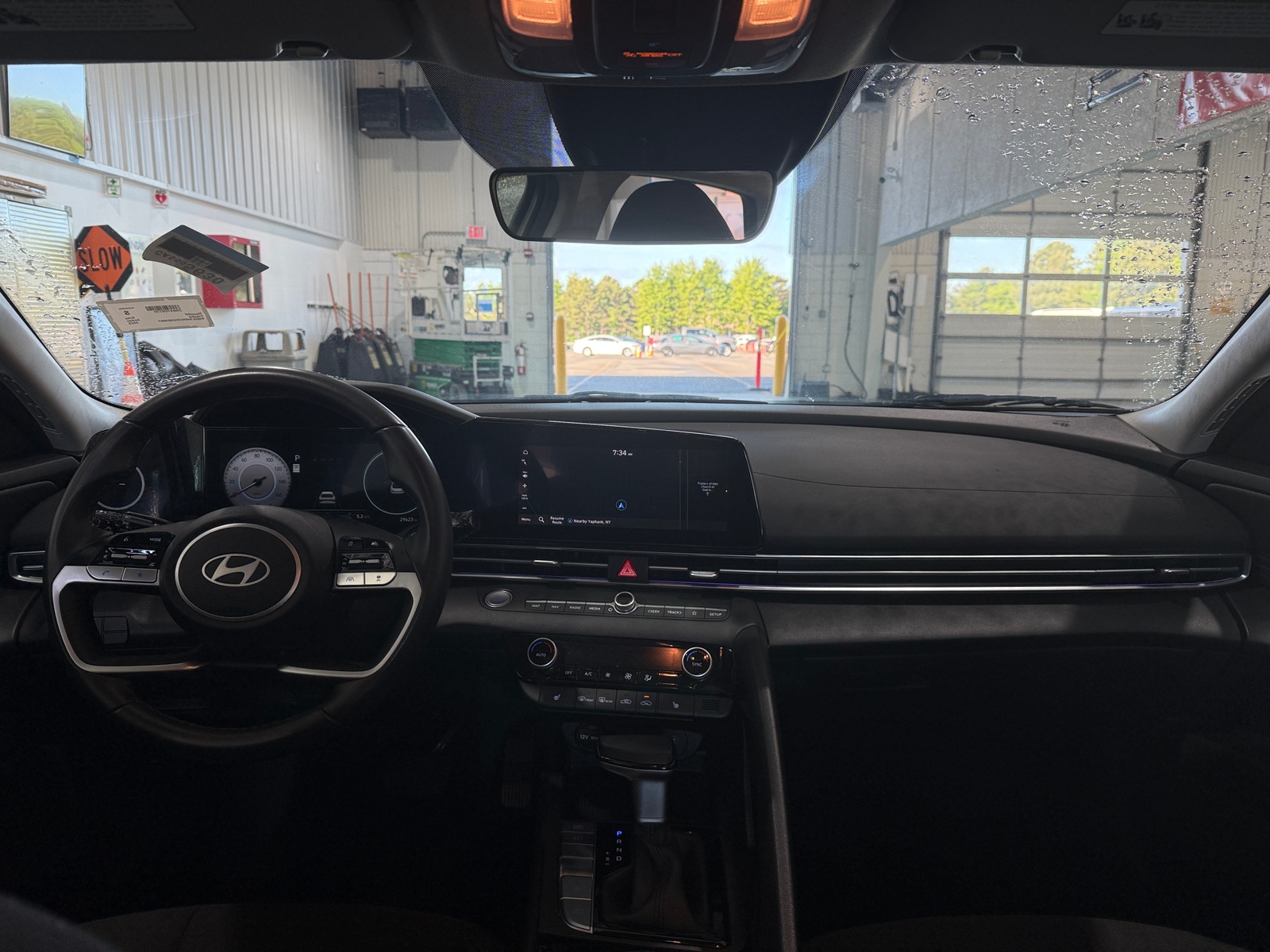 Thumbnail: 2025 Hyundai Elantra - 3