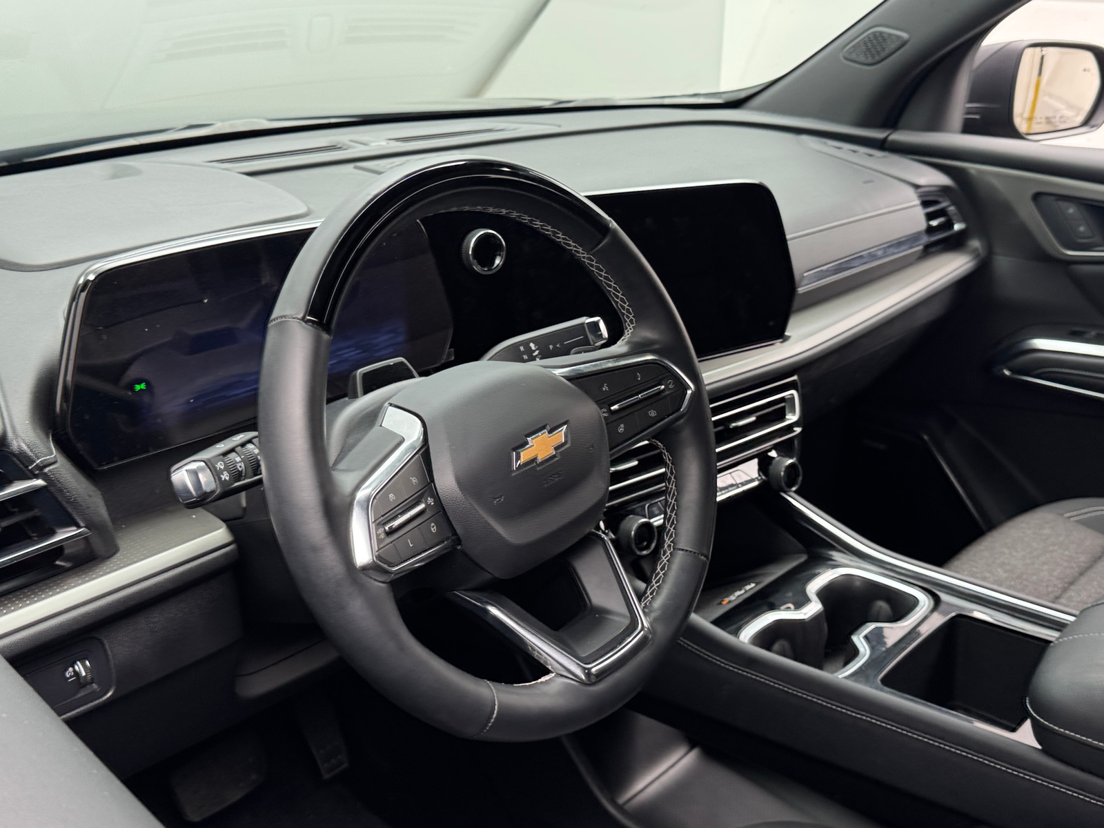 Thumbnail: 2025 Chevrolet Traverse - 5