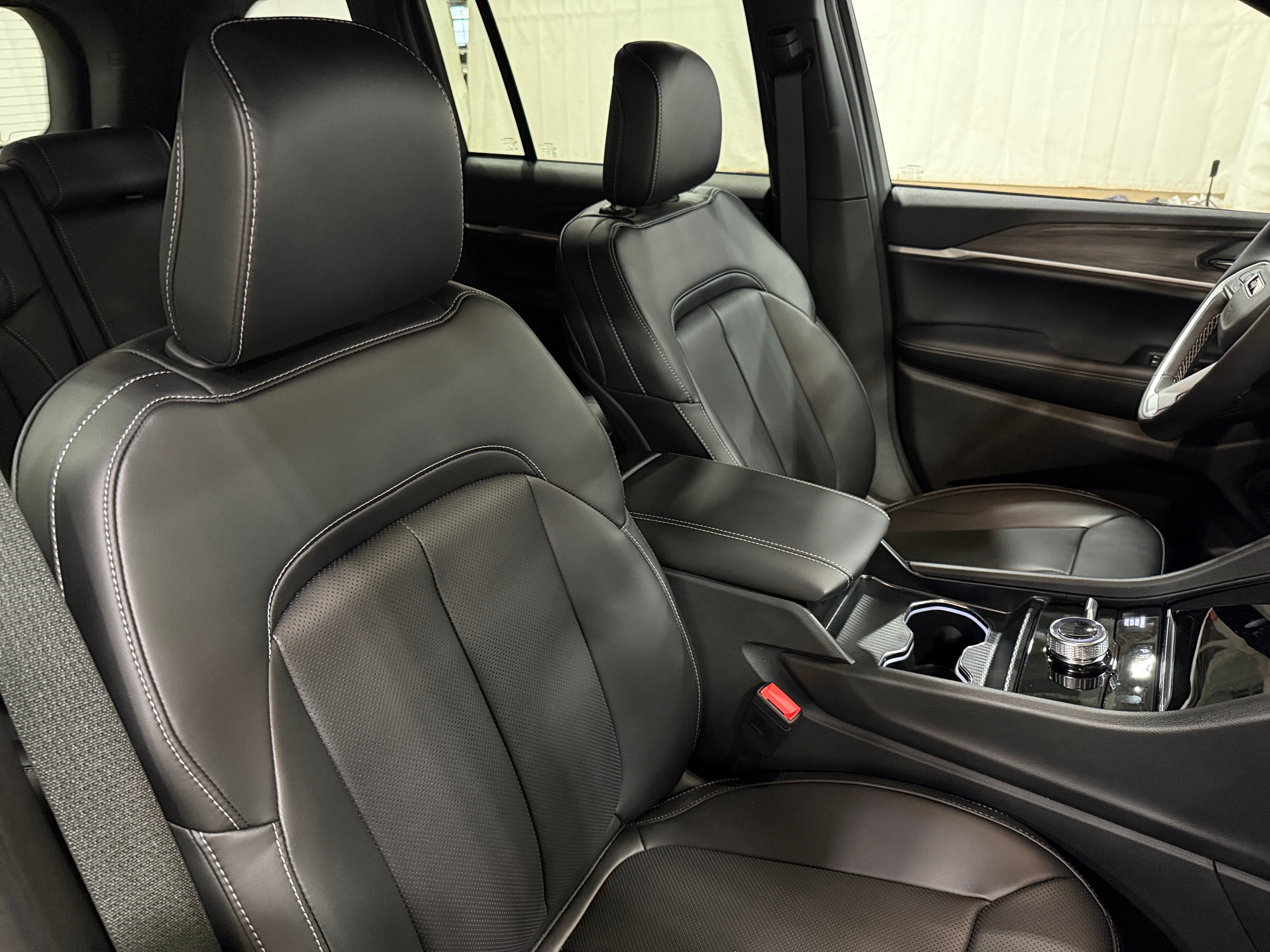 2026 Jeep Grand Cherokee Limited 4x4's photo