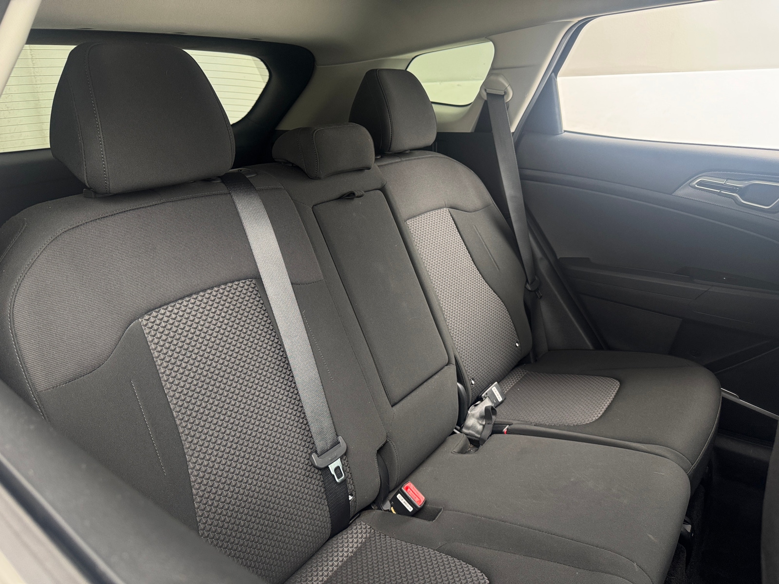 Thumbnail: 2023 Kia Sportage - 6