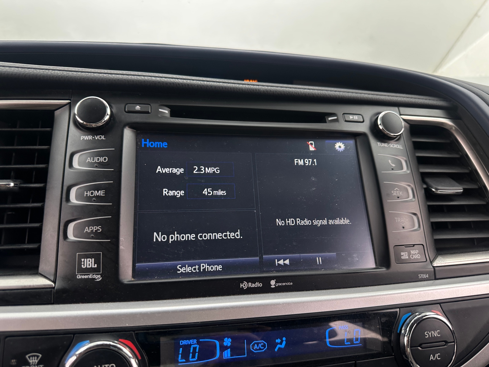 Thumbnail: 2015 Toyota Highlander - 3