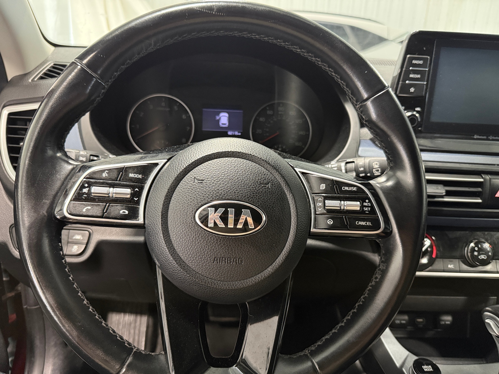 Thumbnail: 2021 Kia Seltos - 4