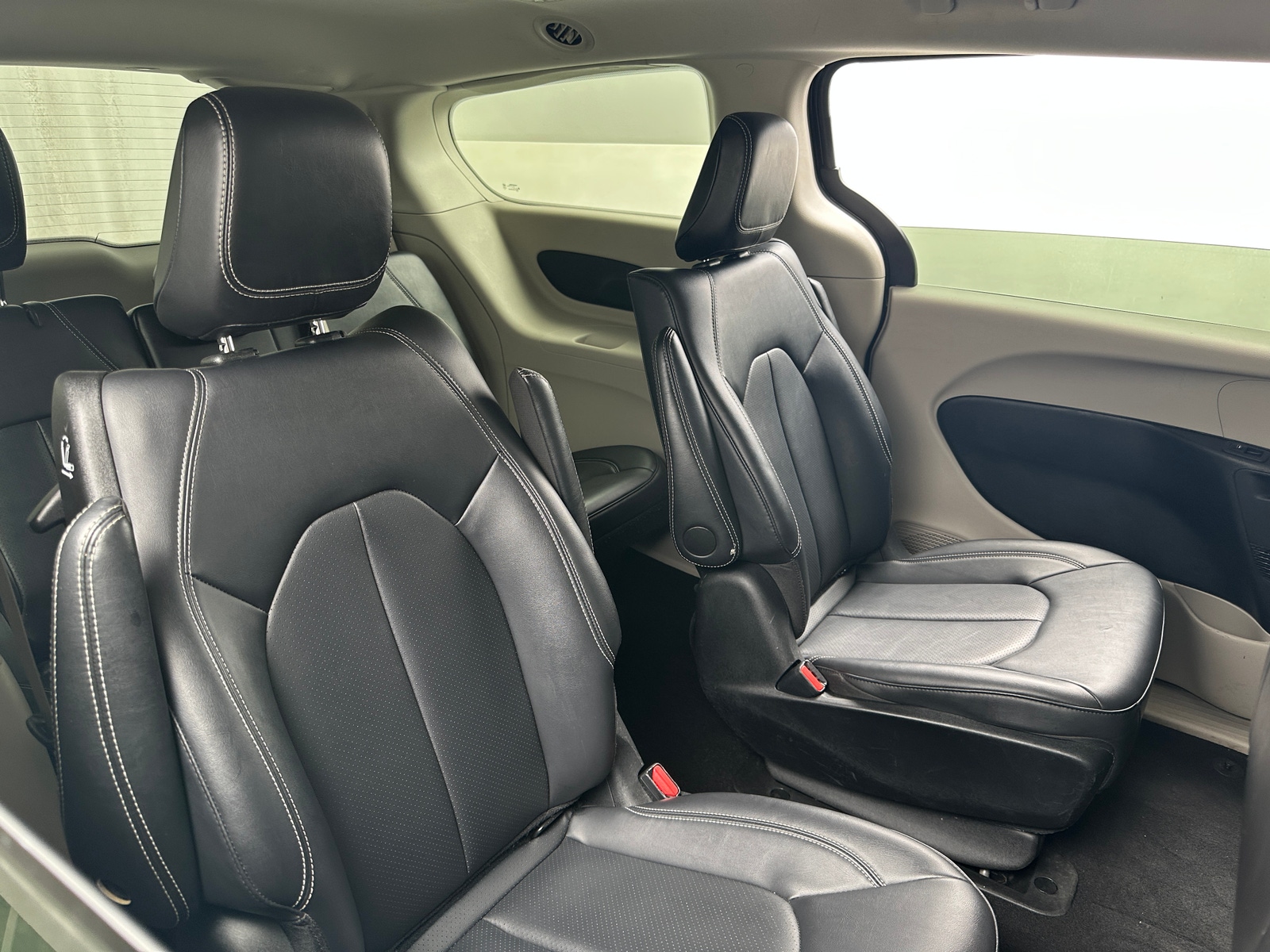 Thumbnail: 2024 Chrysler Pacifica - 5