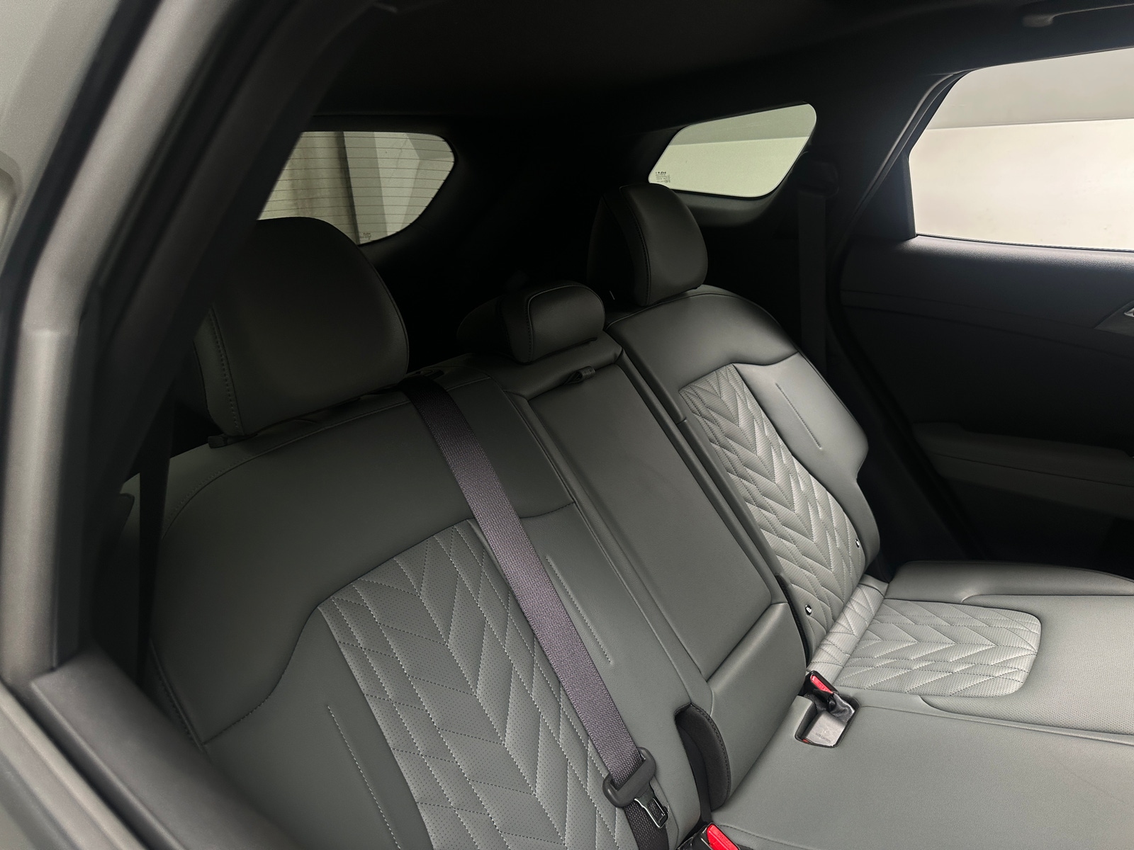 Thumbnail: 2023 Kia Sportage - 5