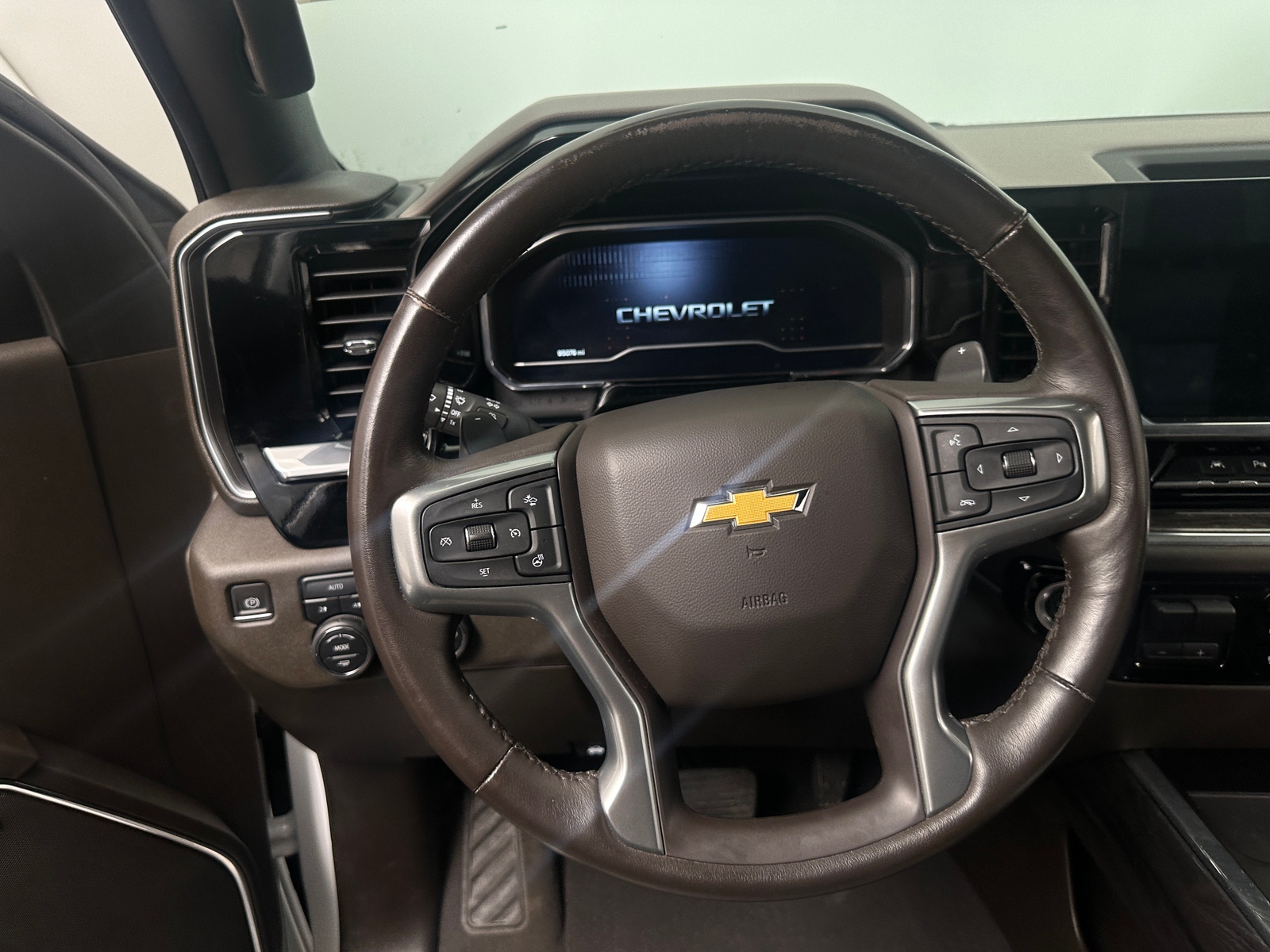 Thumbnail: 2023 Chevrolet Silverado 1500 - 4
