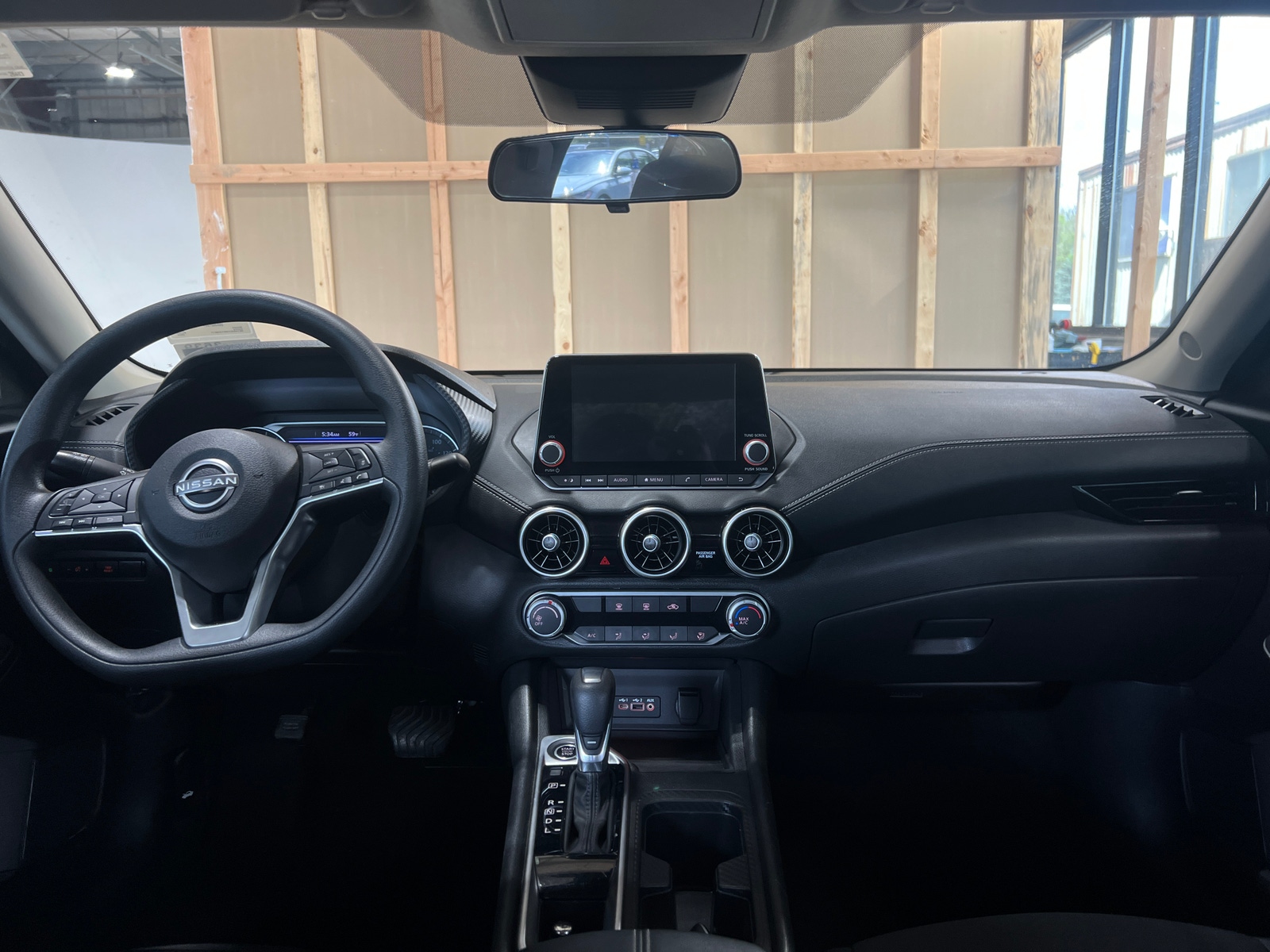 Thumbnail: 2024 Nissan Sentra - 3