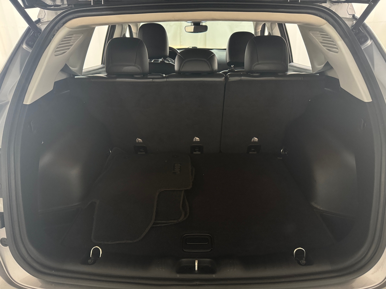Thumbnail: 2018 Jeep Compass - 7