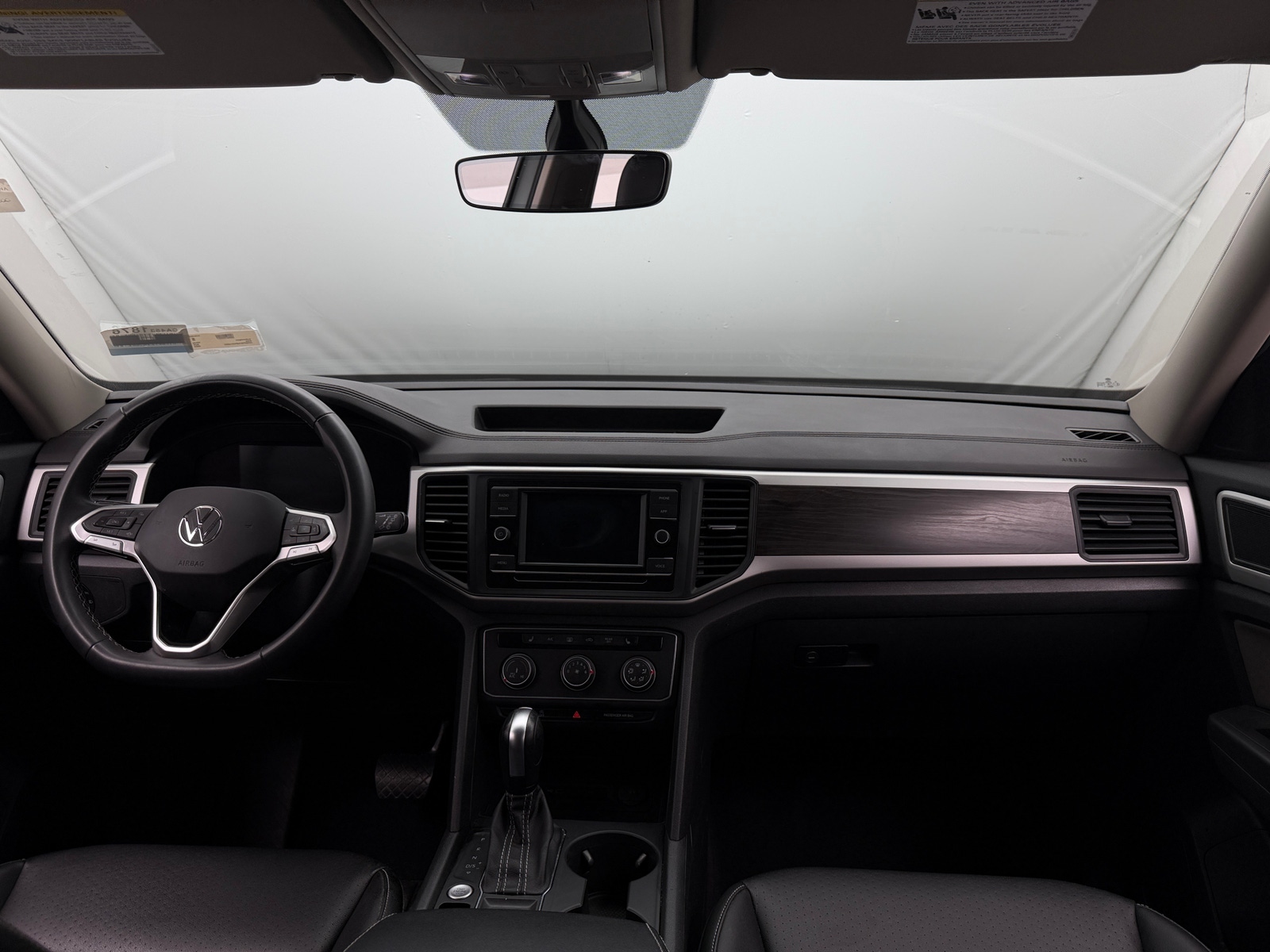Thumbnail: 2023 Volkswagen Atlas - 3