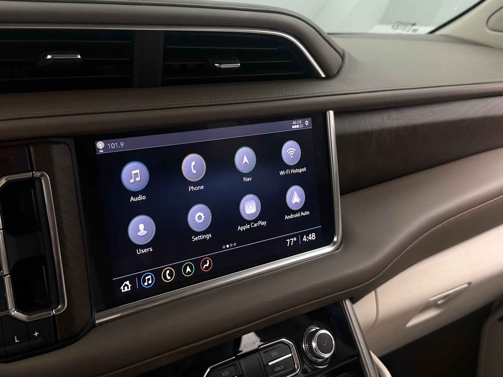 Thumbnail: 2021 GMC Yukon - 3
