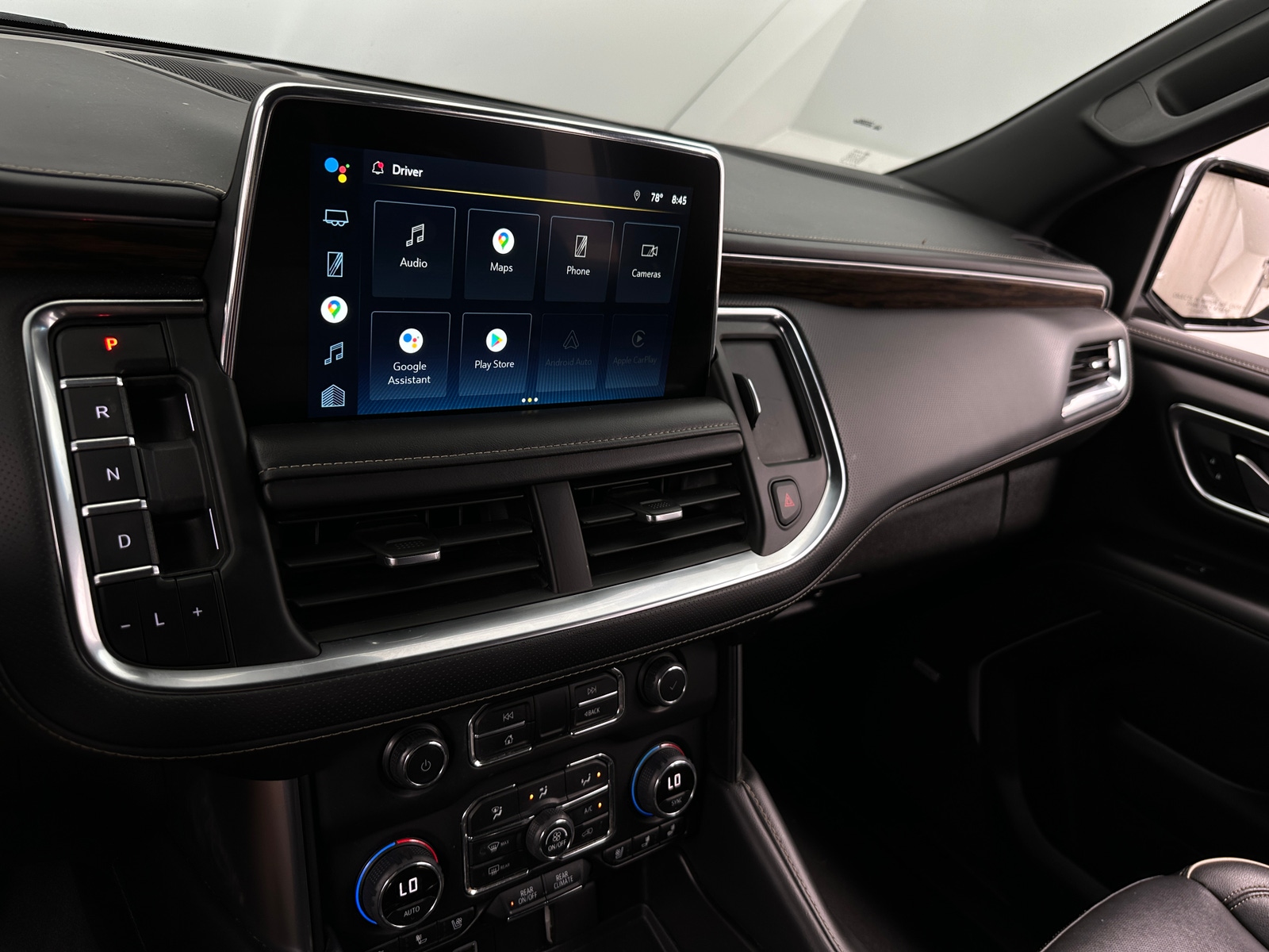 Thumbnail: 2022 Chevrolet Suburban - 3