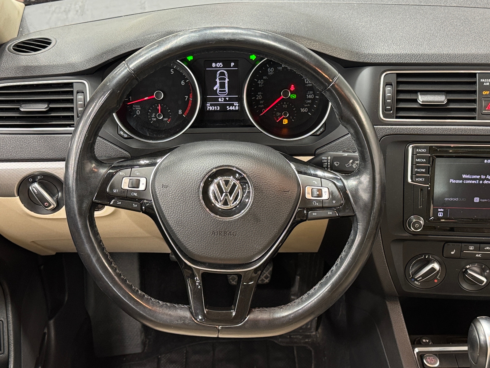 Thumbnail: 2018 Volkswagen Jetta - 4