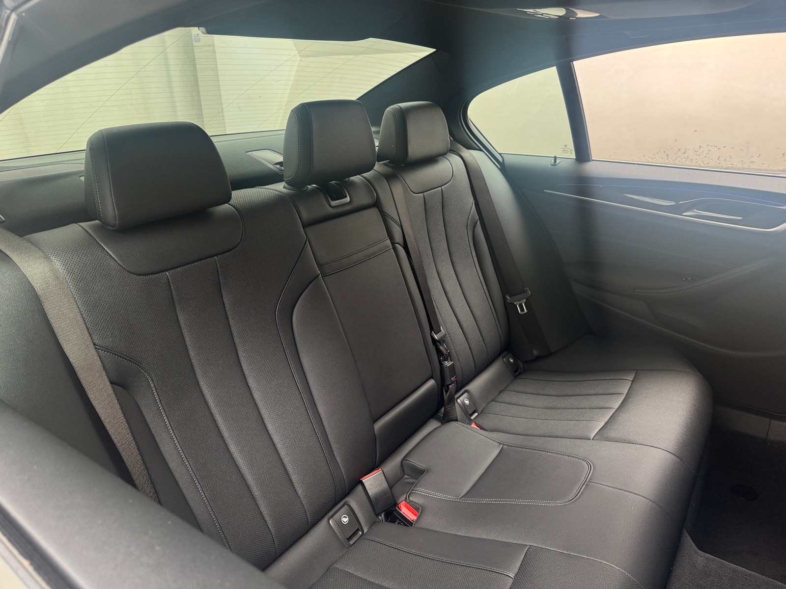 Thumbnail: 2021 BMW 5 Series - 5
