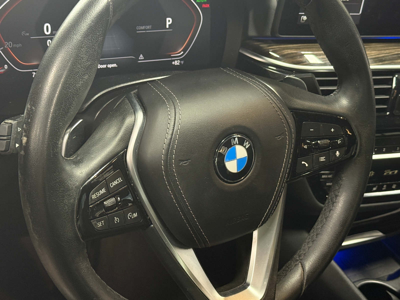 Thumbnail: 2021 BMW 5 Series - 4