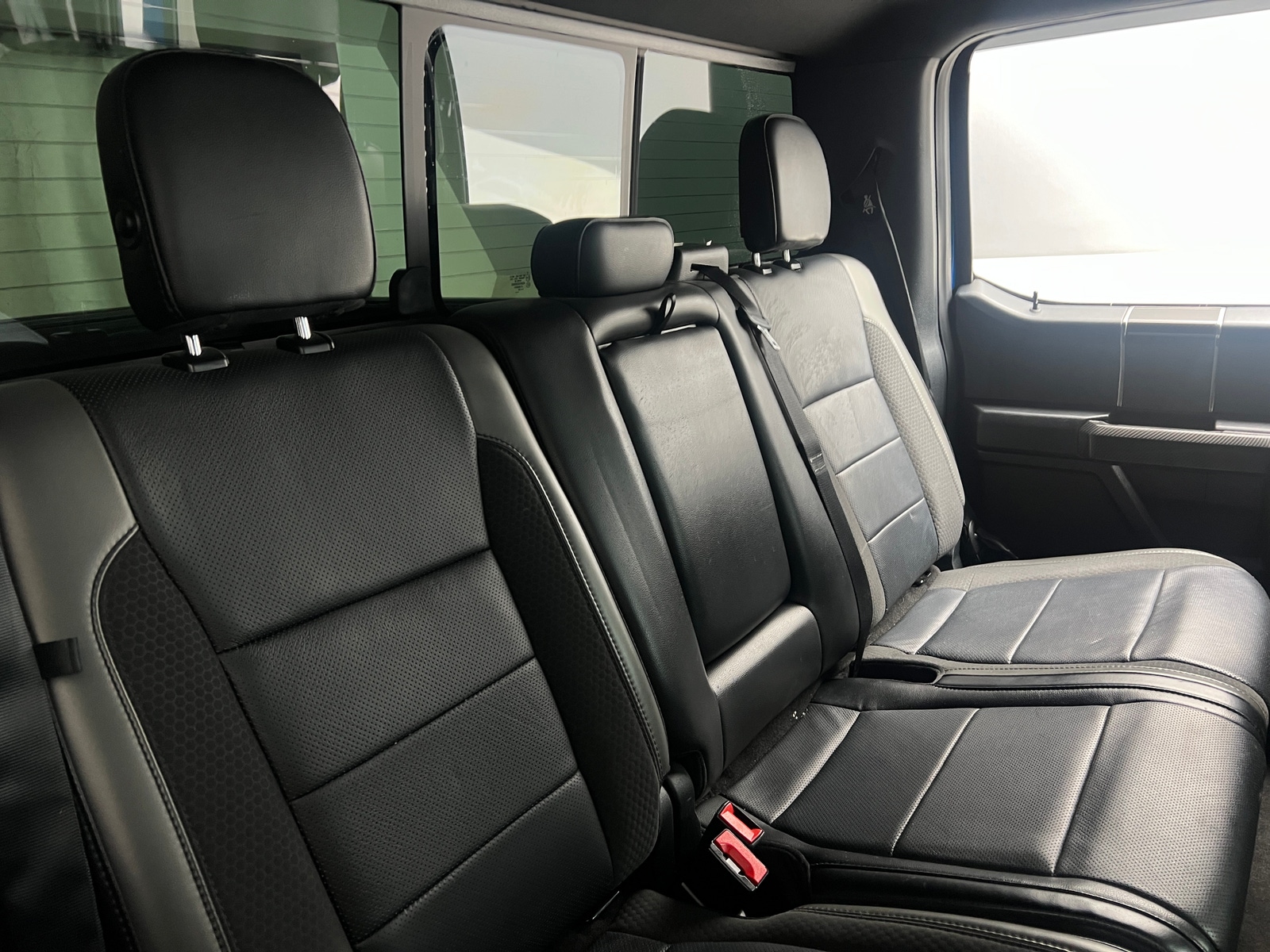 Thumbnail: 2019 Ford Econoline - 6