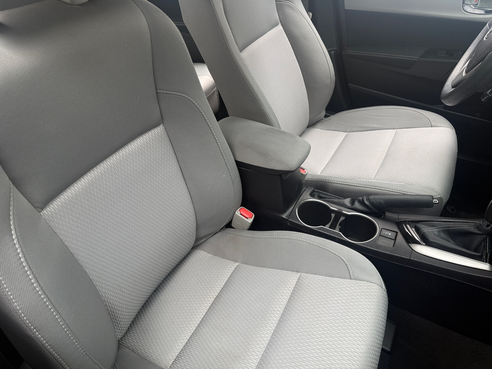 Thumbnail: 2014 Toyota Corolla - 2