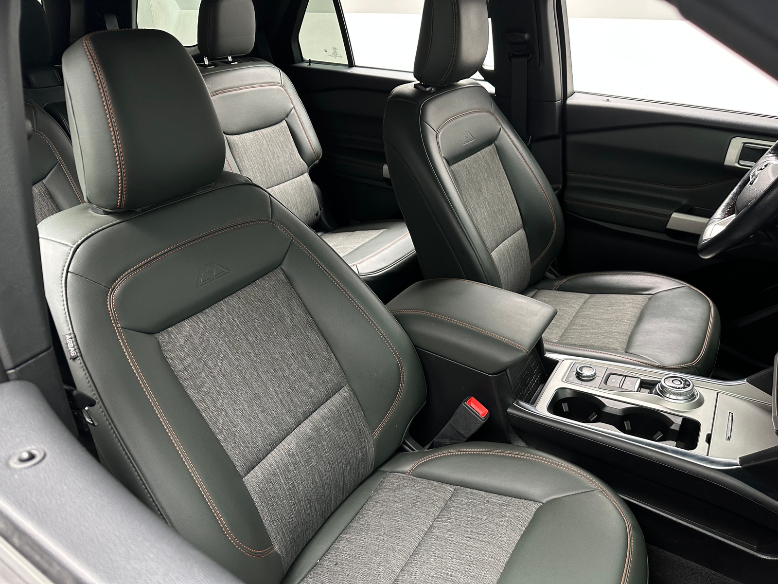 Thumbnail: 2022 Ford Explorer - 2