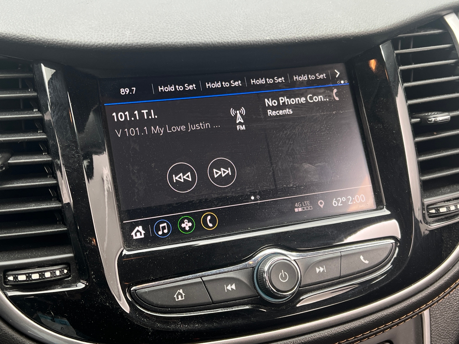 Thumbnail: 2021 Chevrolet Trax - 4
