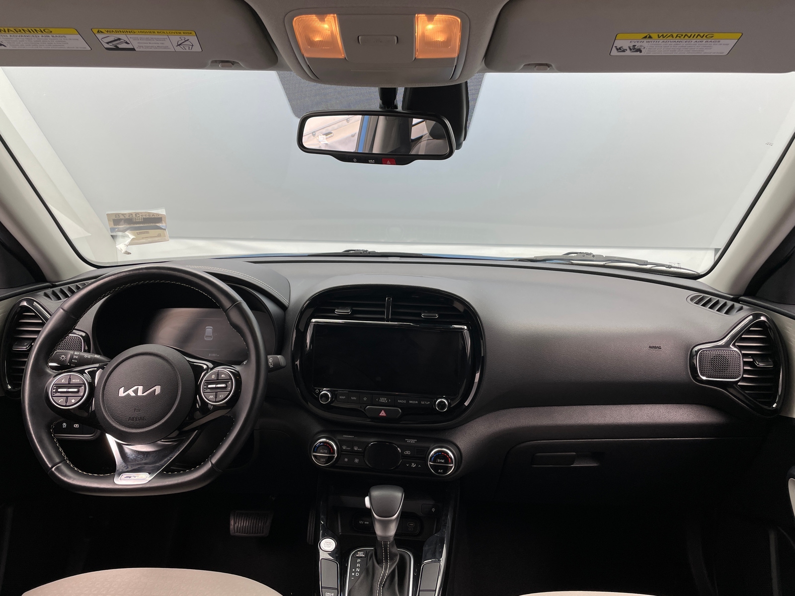 Thumbnail: 2023 Kia Soul - 3