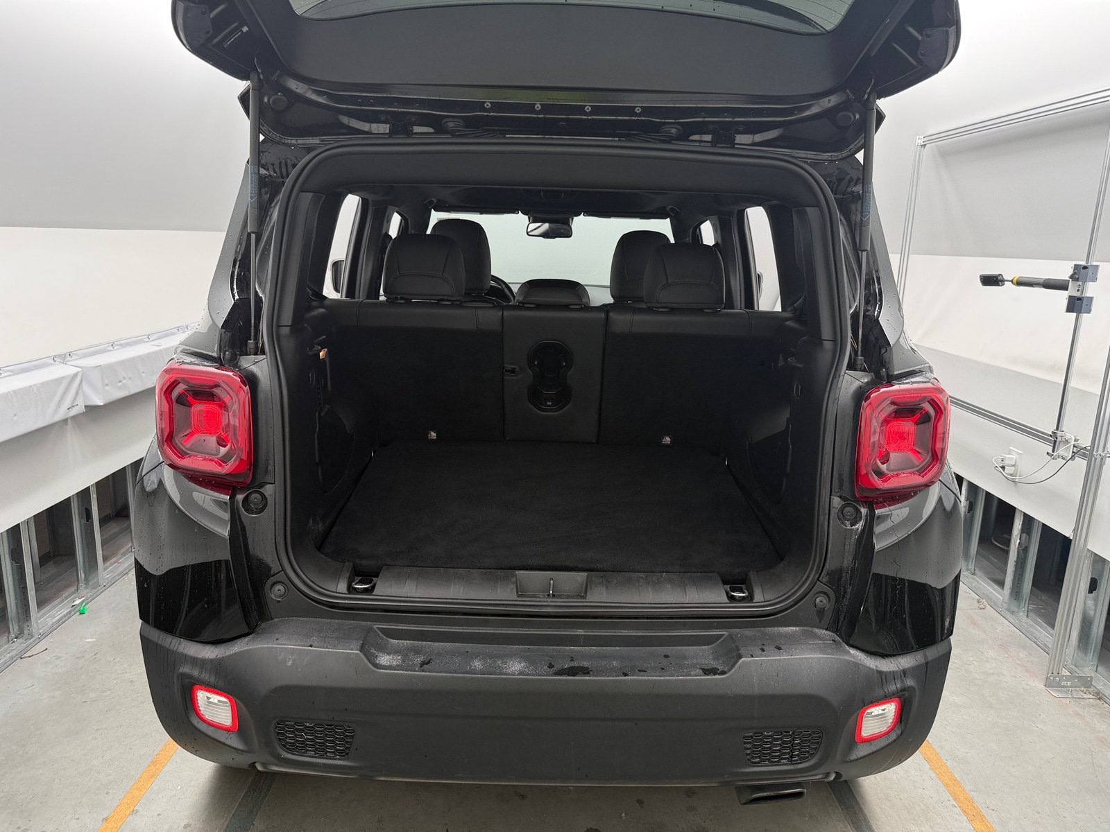 Thumbnail: 2020 Jeep Renegade - 6