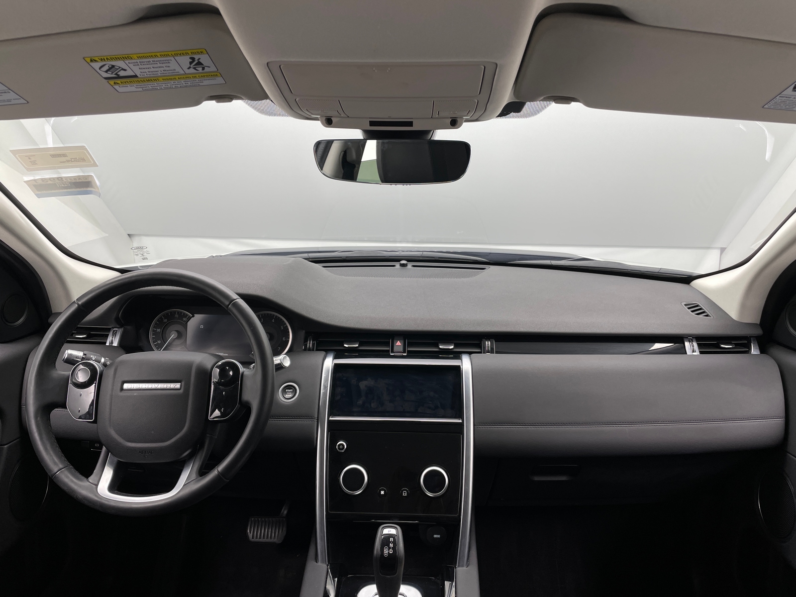 Thumbnail: 2020 Land Rover Discovery Sport - 3