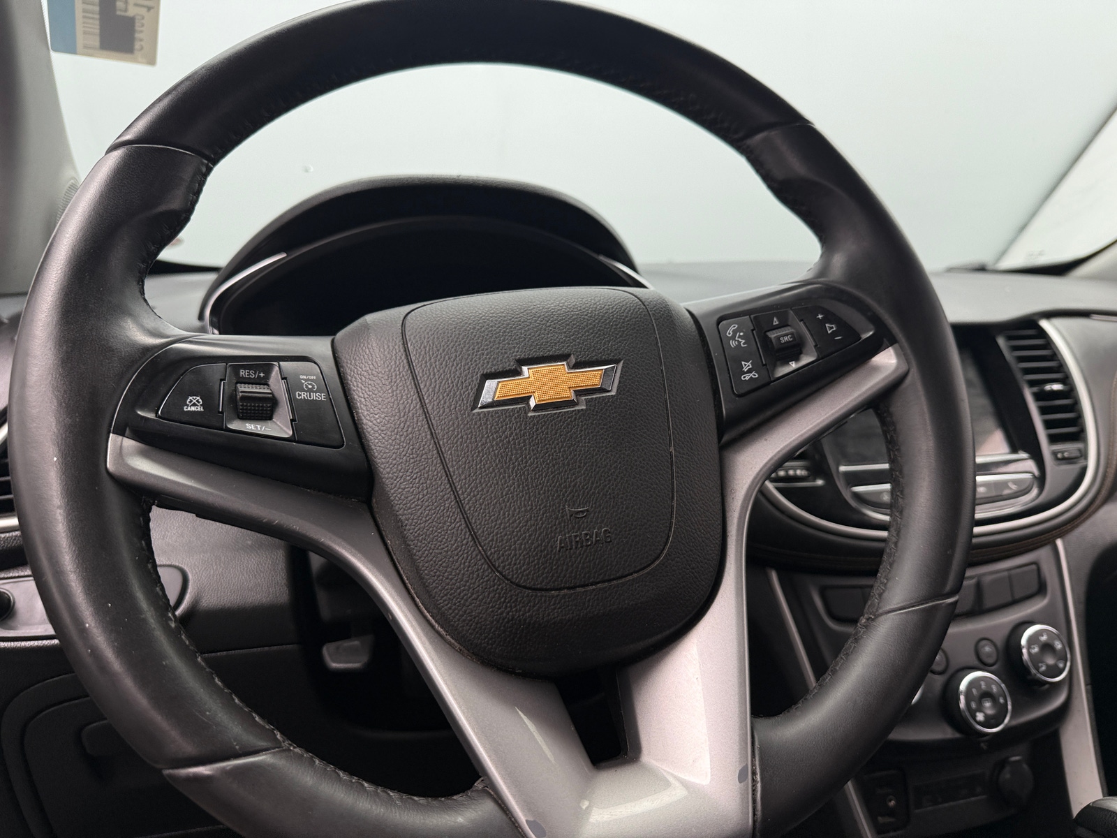 Thumbnail: 2018 Chevrolet Trax - 5