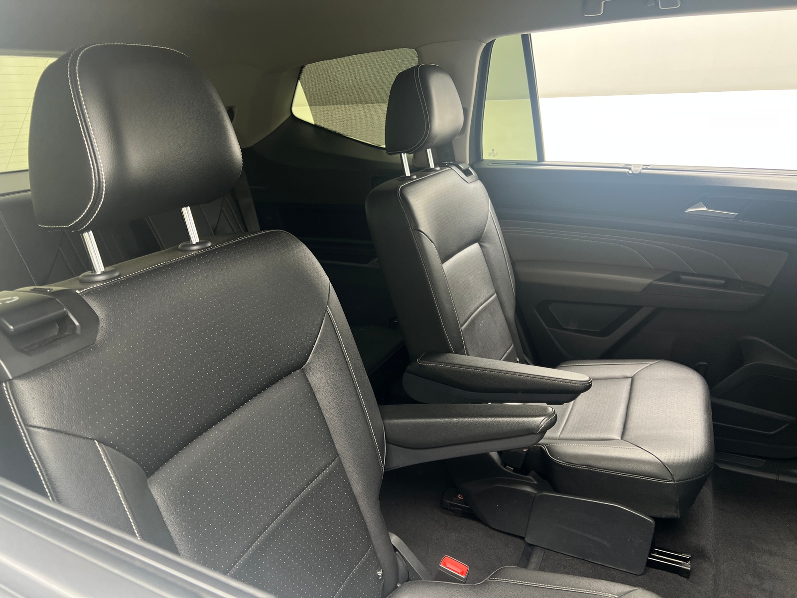 Thumbnail: 2023 Volkswagen Atlas - 5