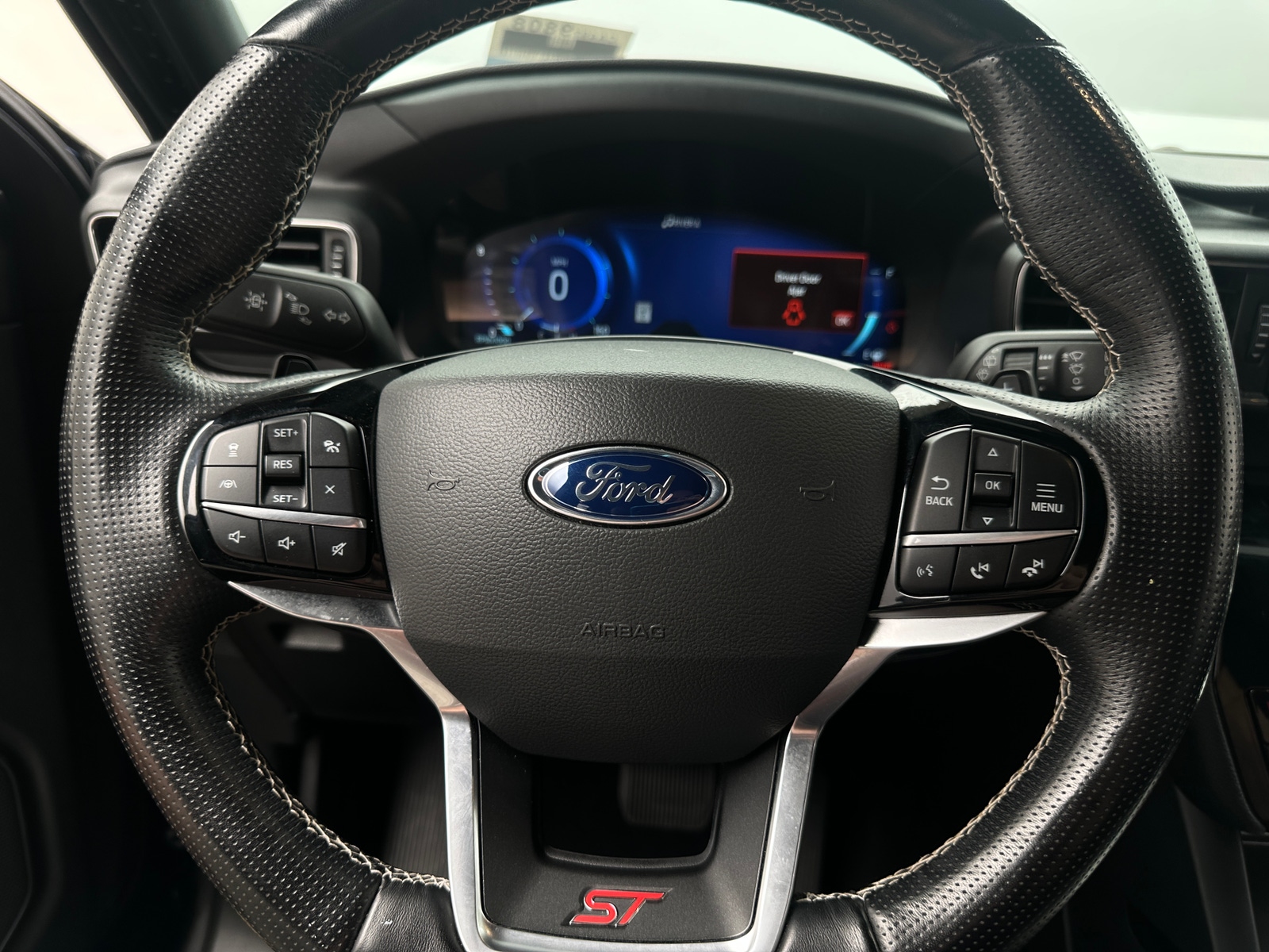 Thumbnail: 2021 Ford Explorer - 4
