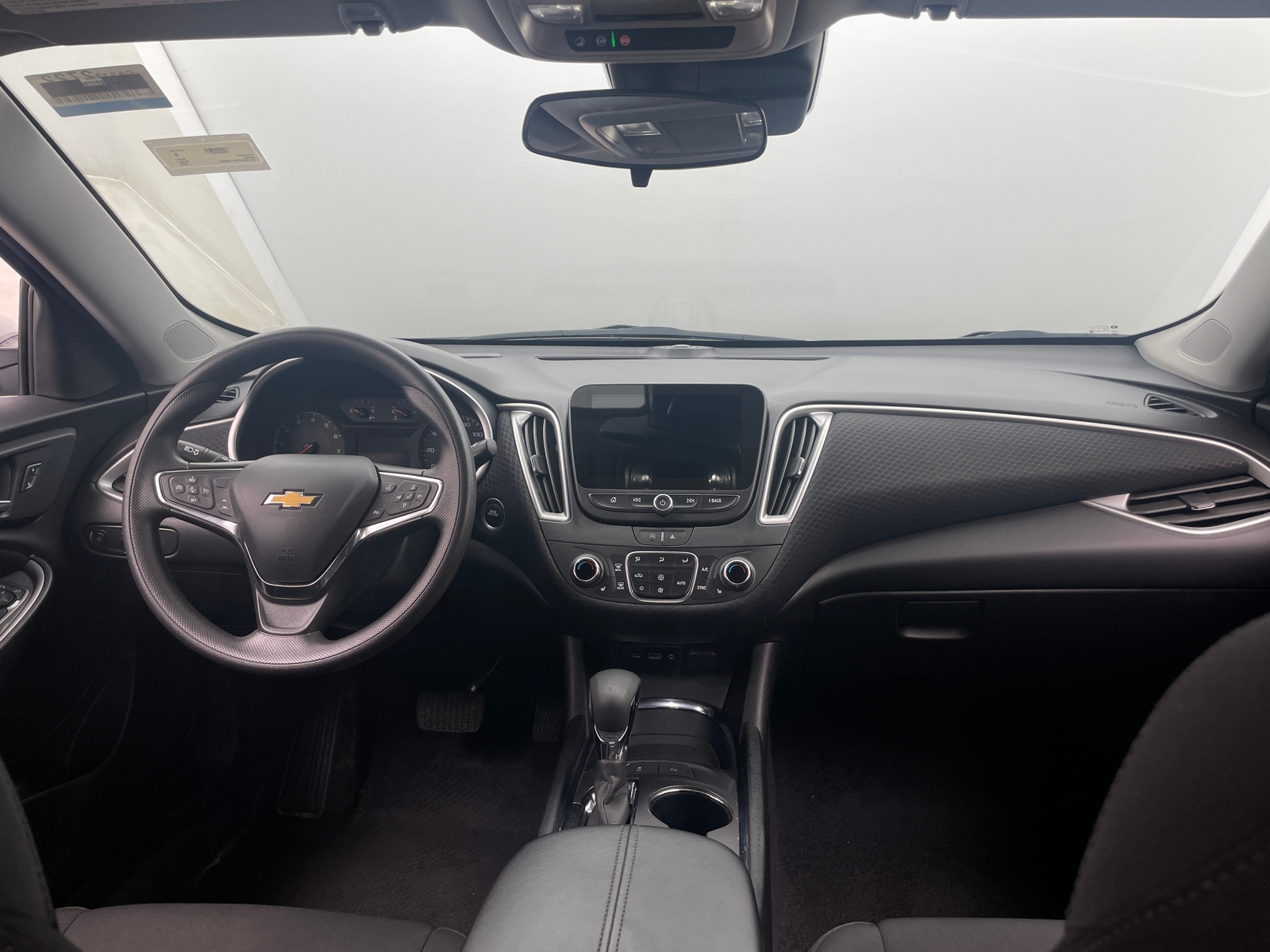 Thumbnail: 2025 Chevrolet Malibu - 3