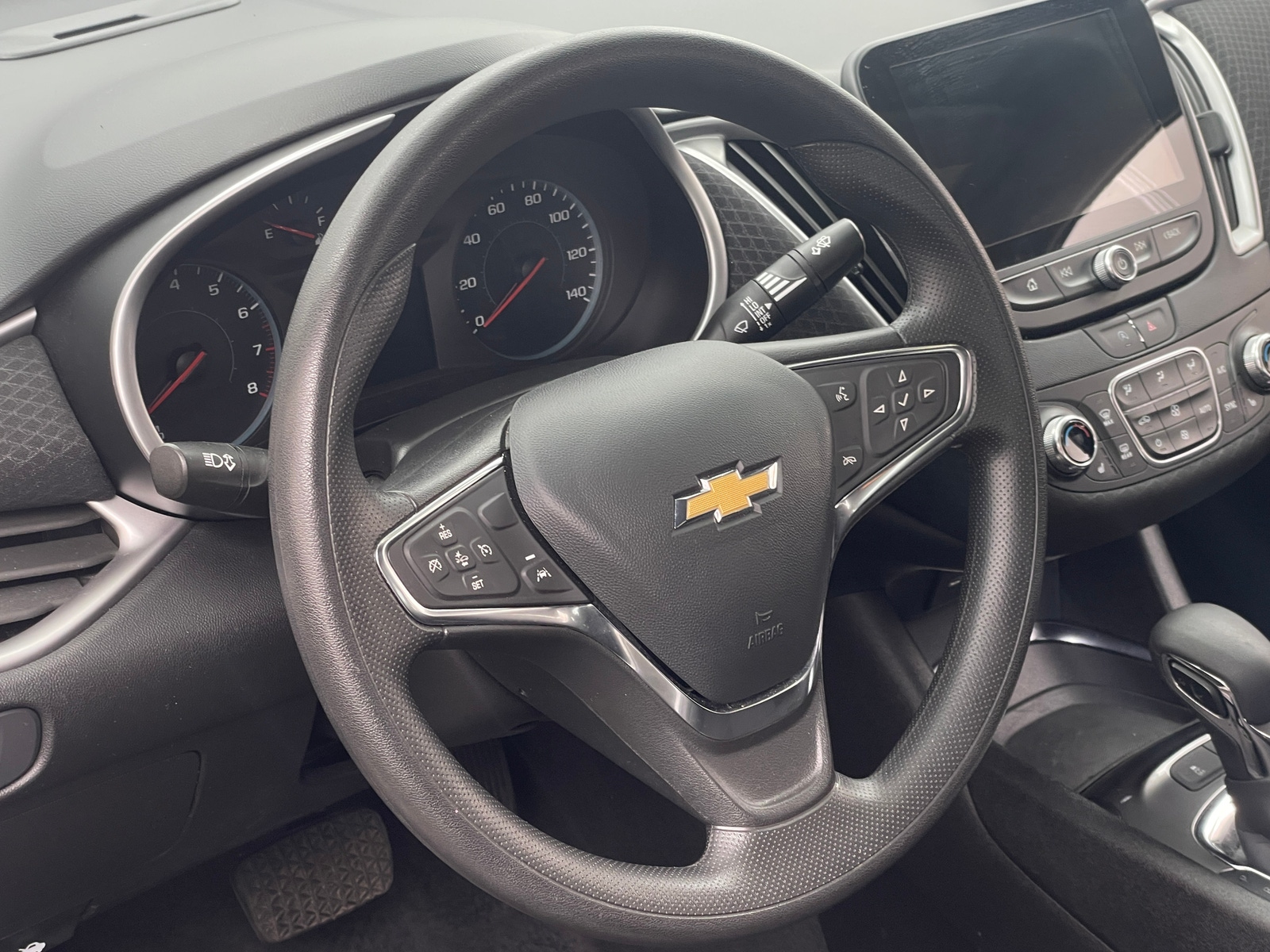 Thumbnail: 2025 Chevrolet Malibu - 5