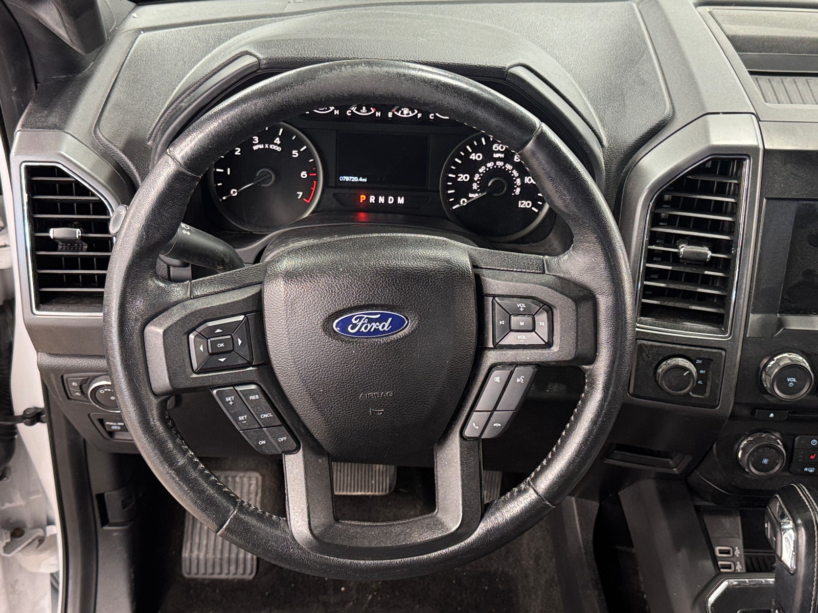 Thumbnail: 2018 Ford Econoline - 5