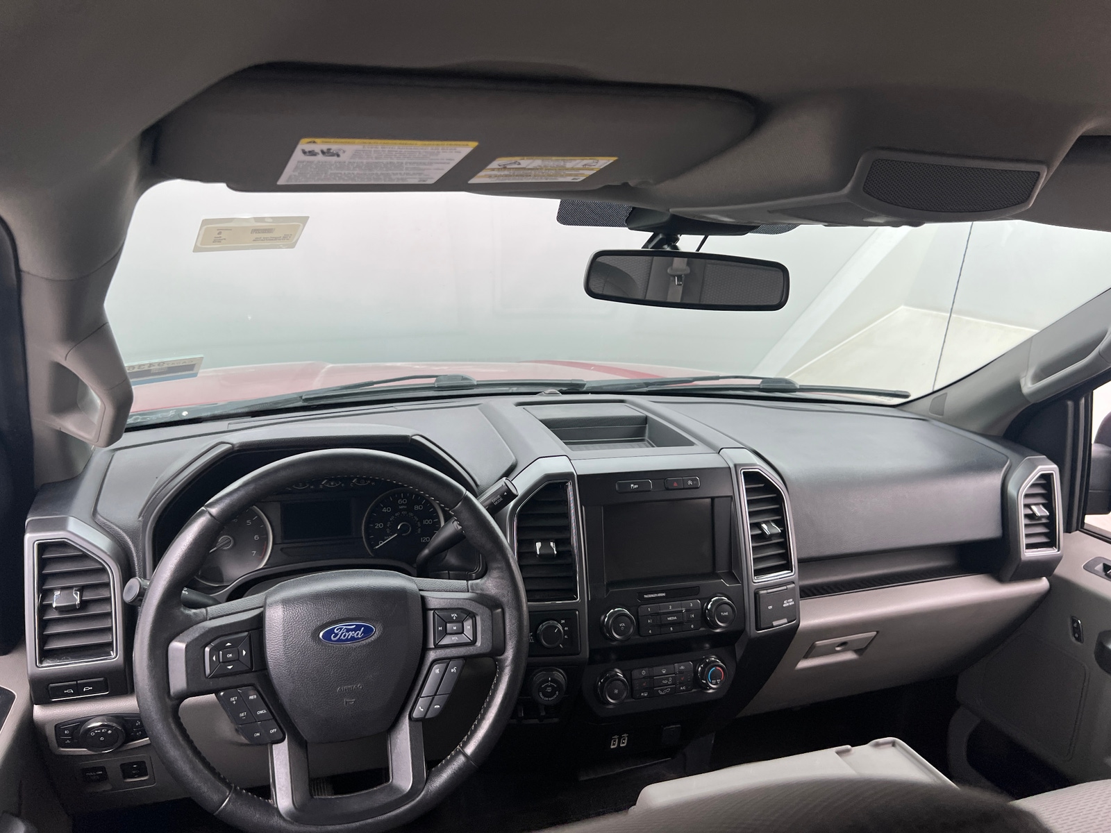 Thumbnail: 2019 Ford Econoline - 3