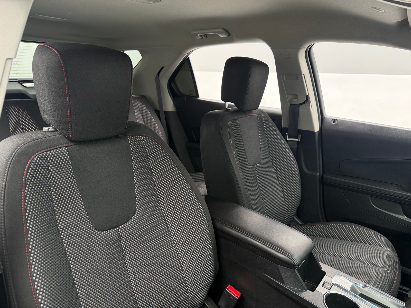 Thumbnail: 2017 Chevrolet Equinox - 2