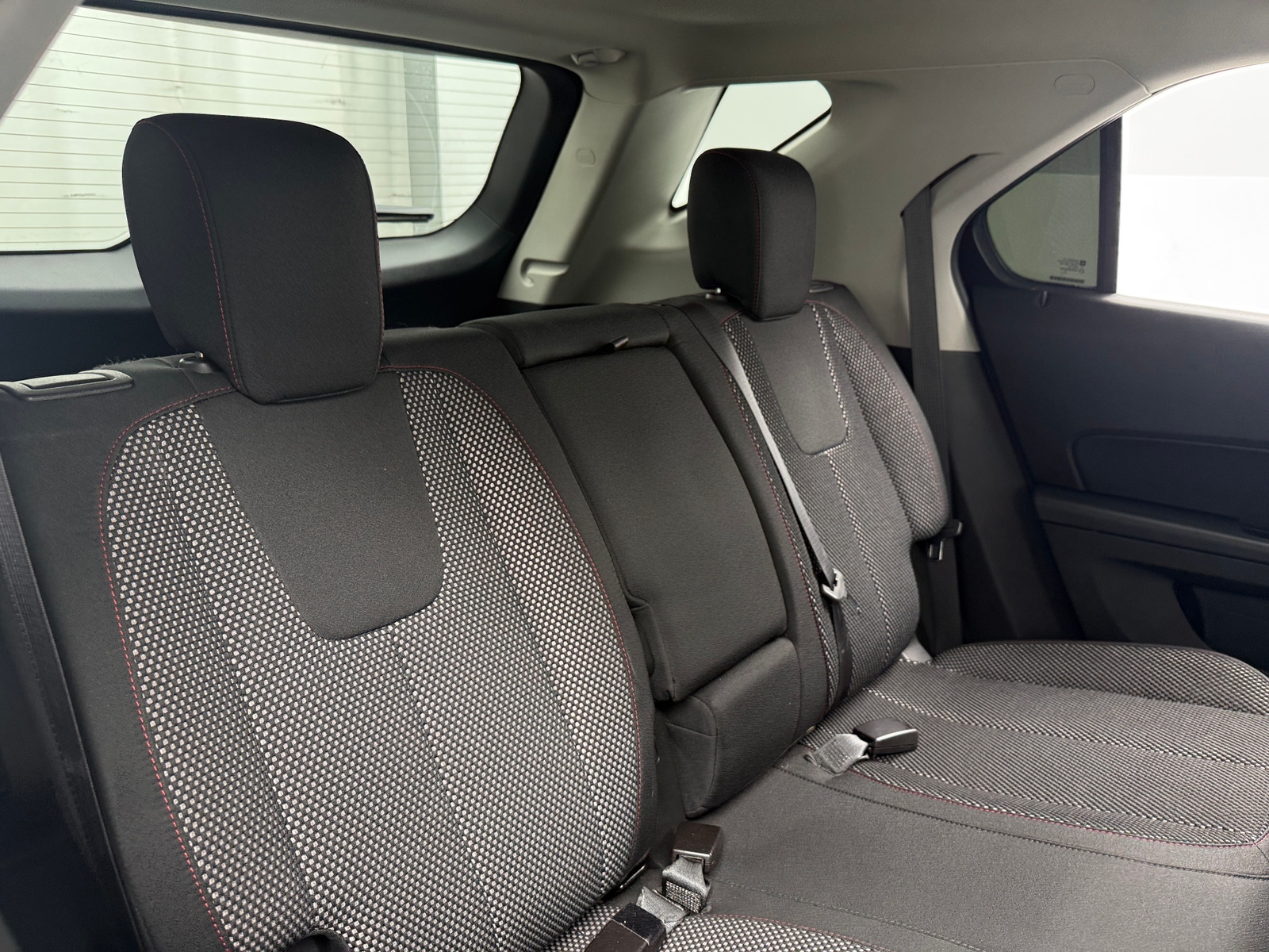 Thumbnail: 2017 Chevrolet Equinox - 6