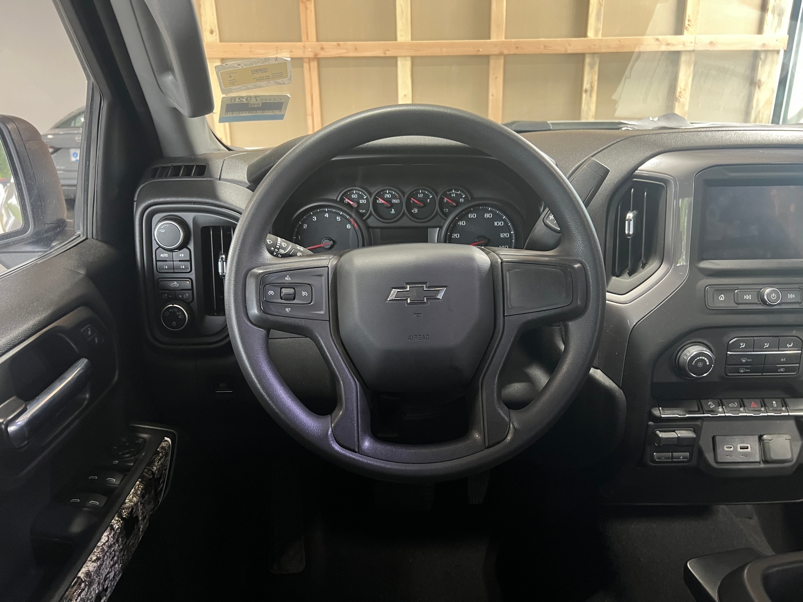 Thumbnail: 2021 Chevrolet Silverado 1500 - 5
