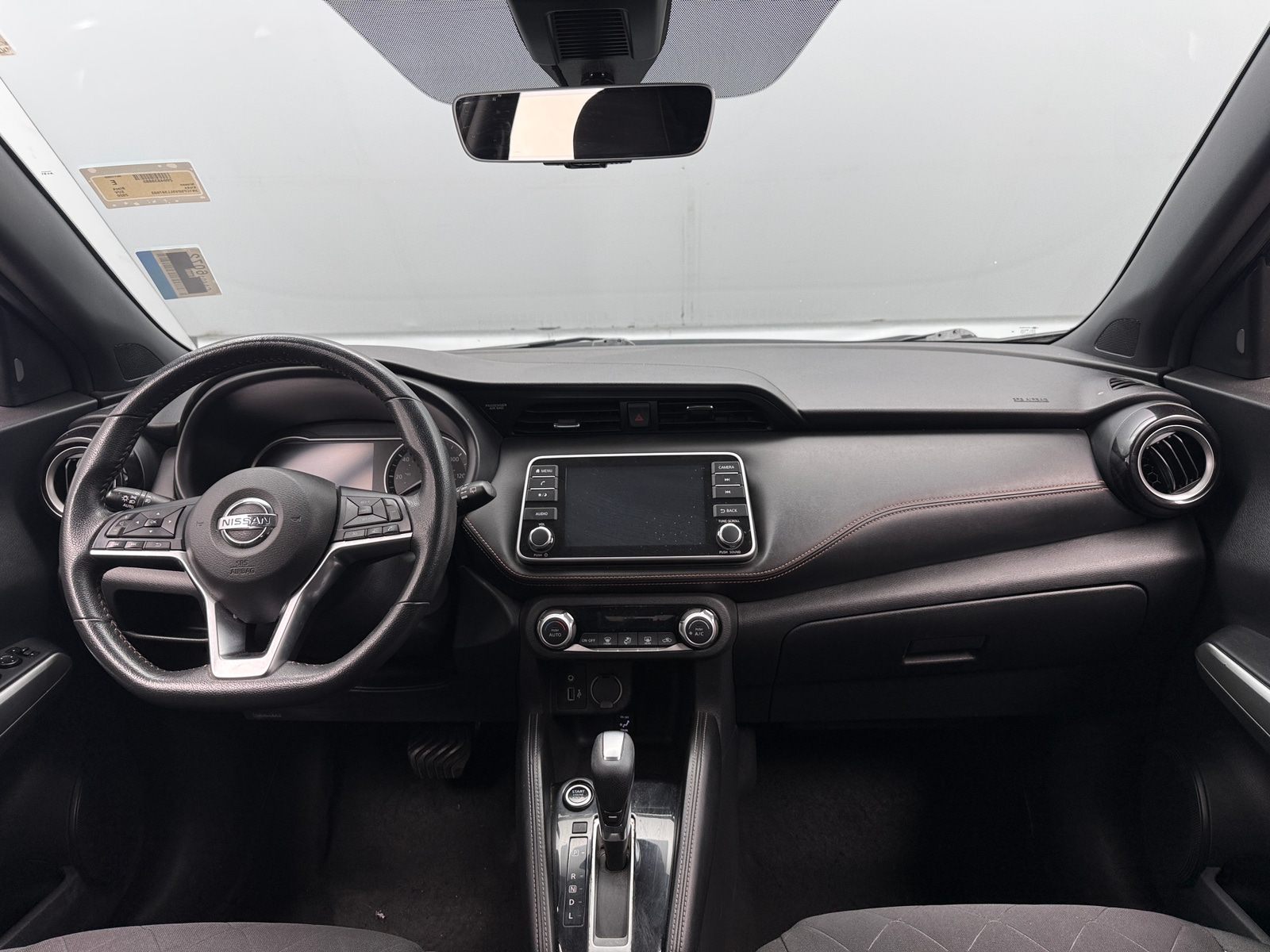 Thumbnail: 2020 Nissan Kicks - 3