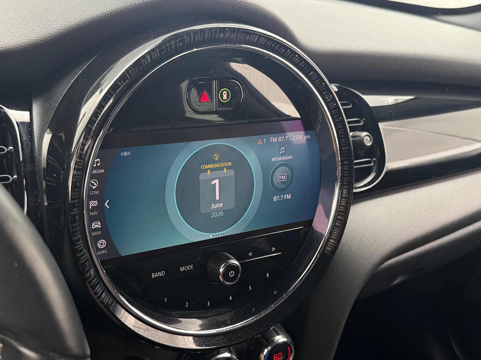 Thumbnail: 2022 MINI Cooper Hardtop - 3