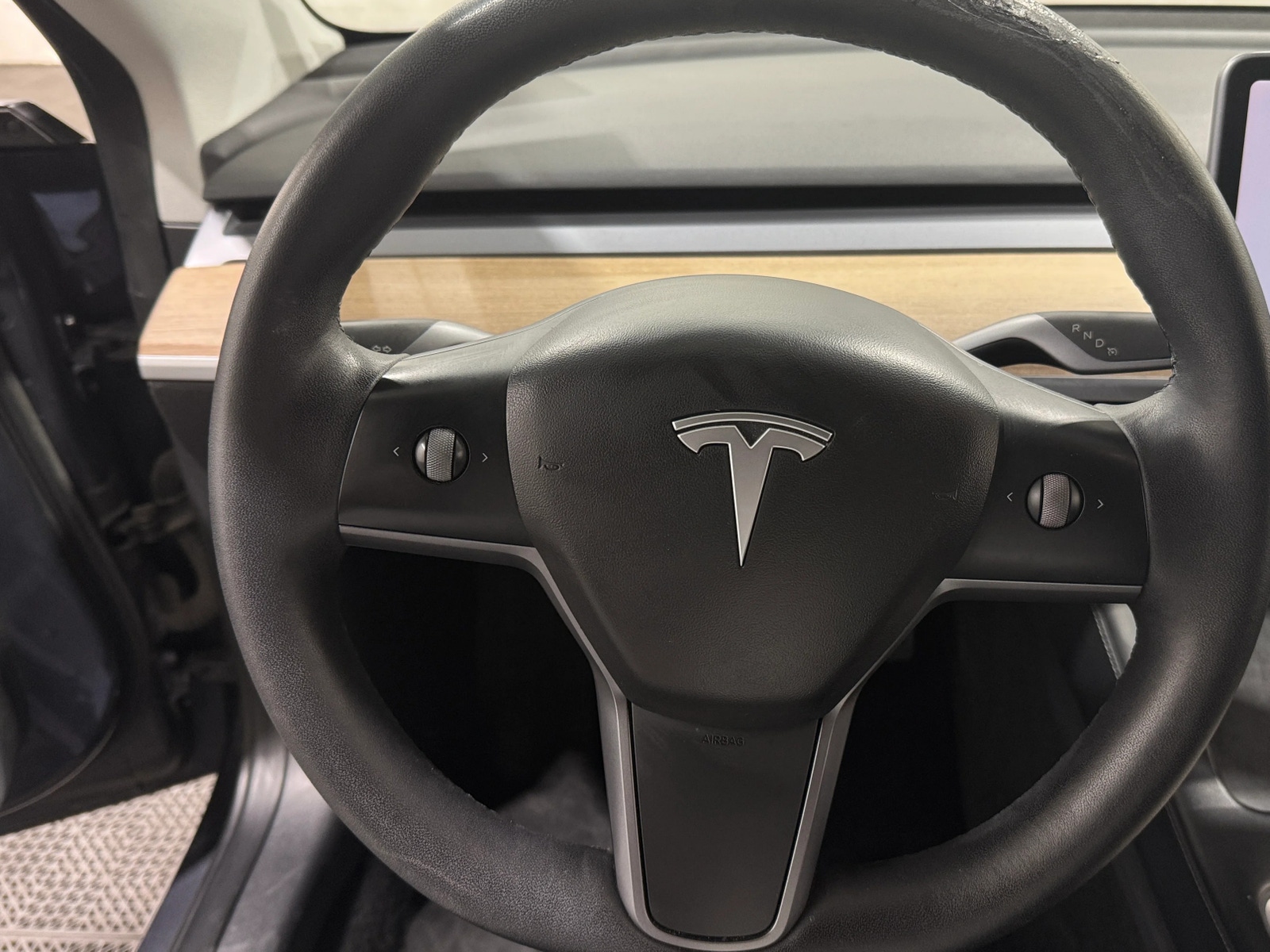 Thumbnail: 2021 Tesla Model 3 - 4