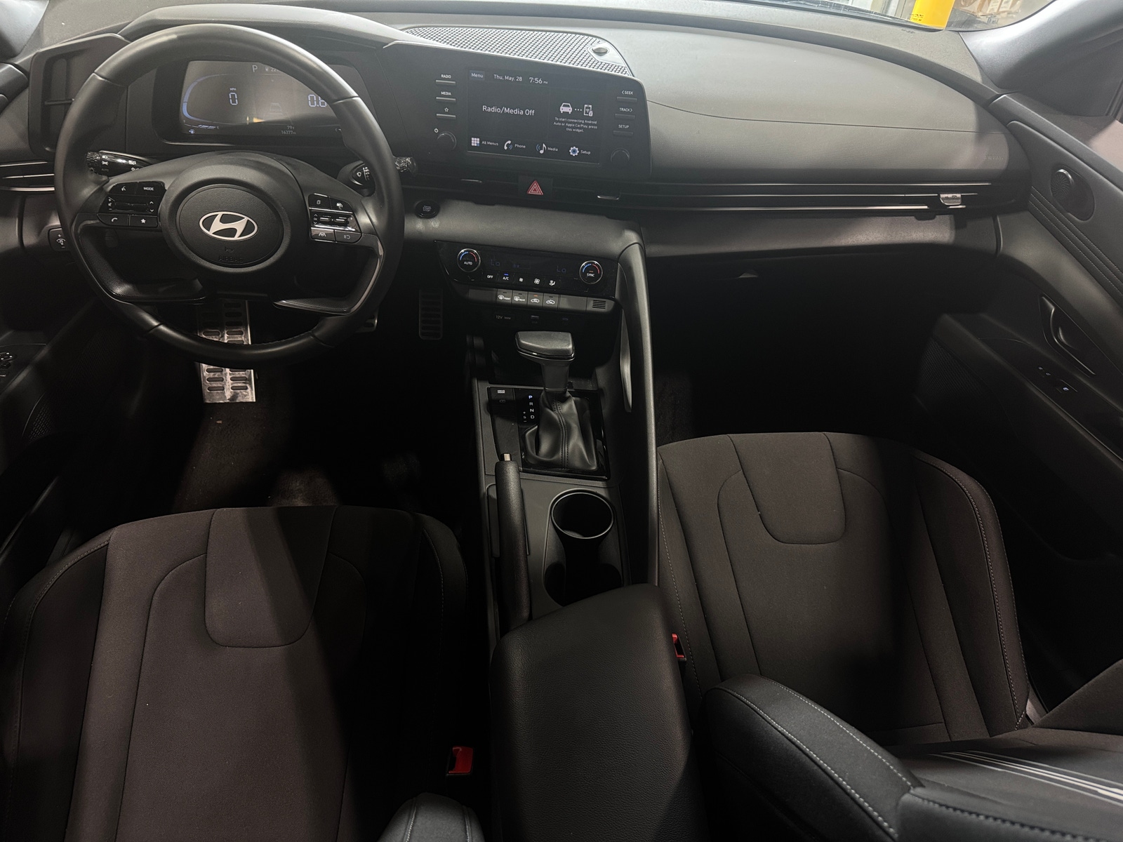 Thumbnail: 2025 Hyundai Elantra - 3