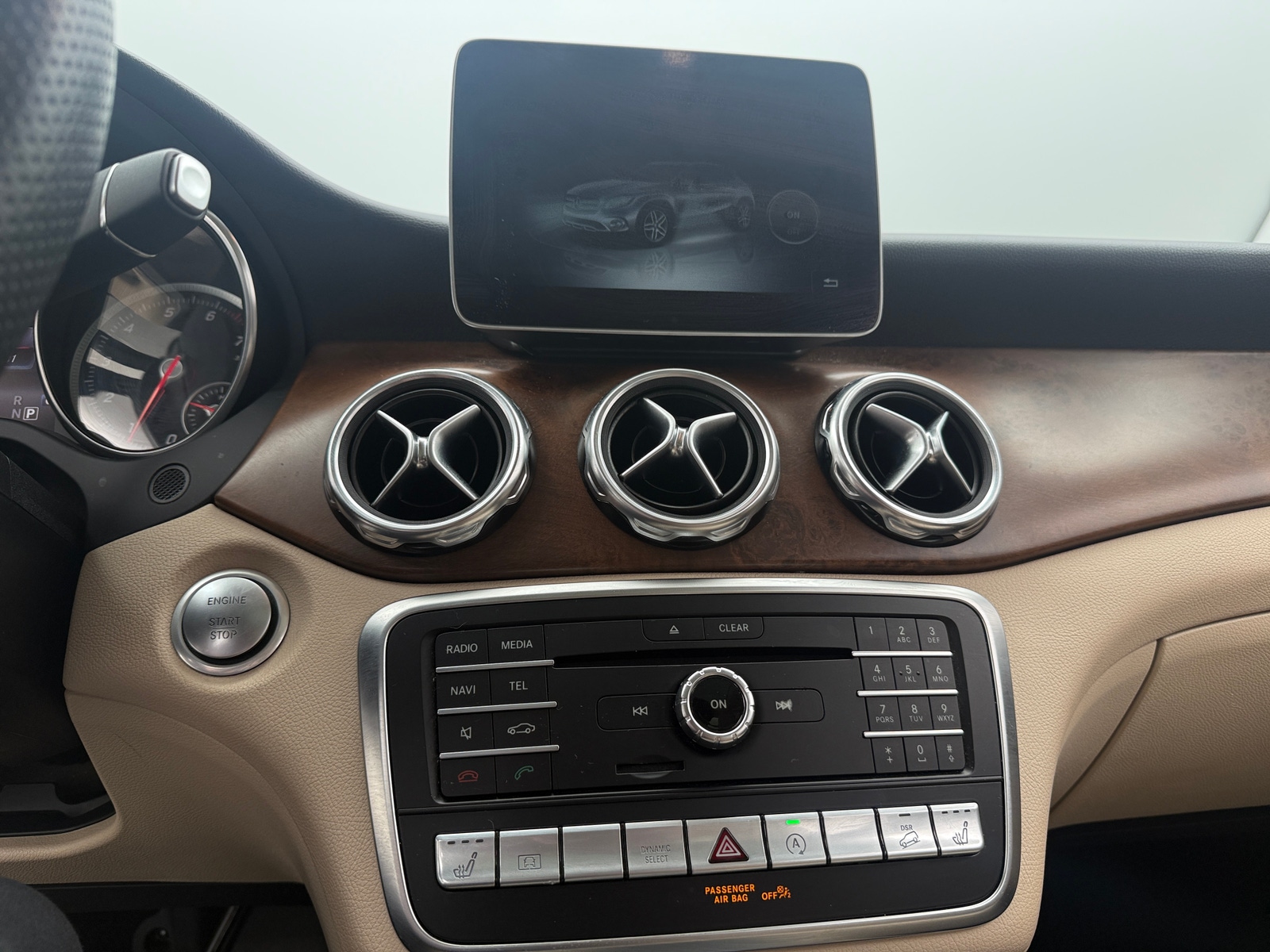Thumbnail: 2019 Mercedes-Benz GLA - 3
