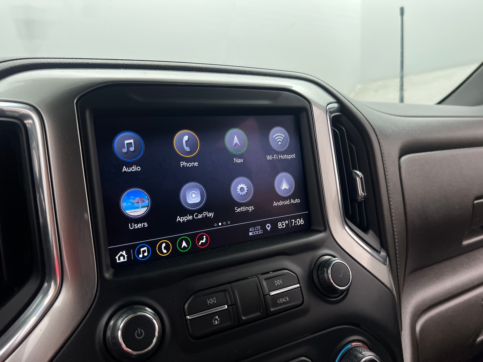 Thumbnail: 2019 Chevrolet Silverado 1500 - 3