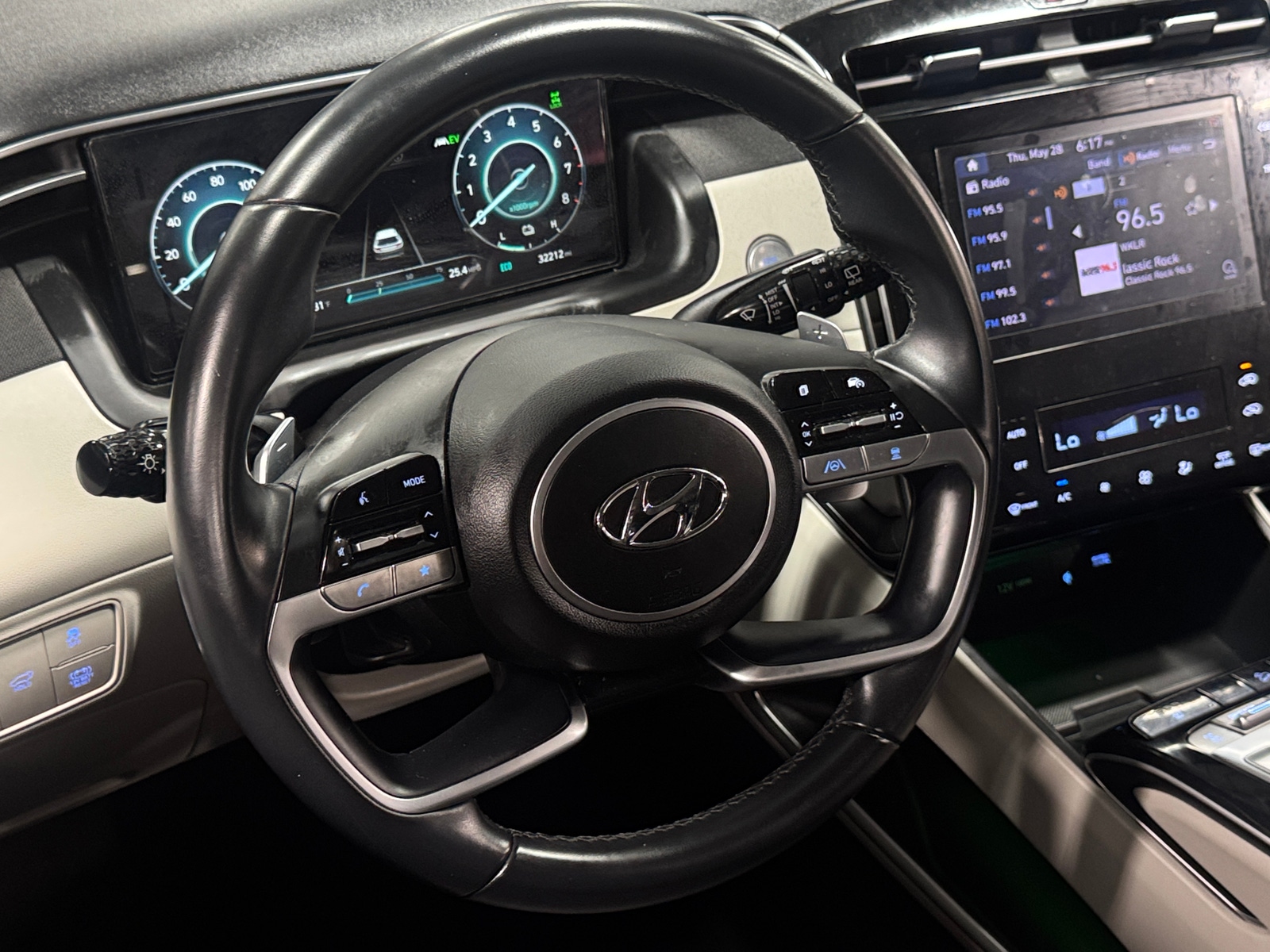 Thumbnail: 2022 Hyundai Tucson - 5