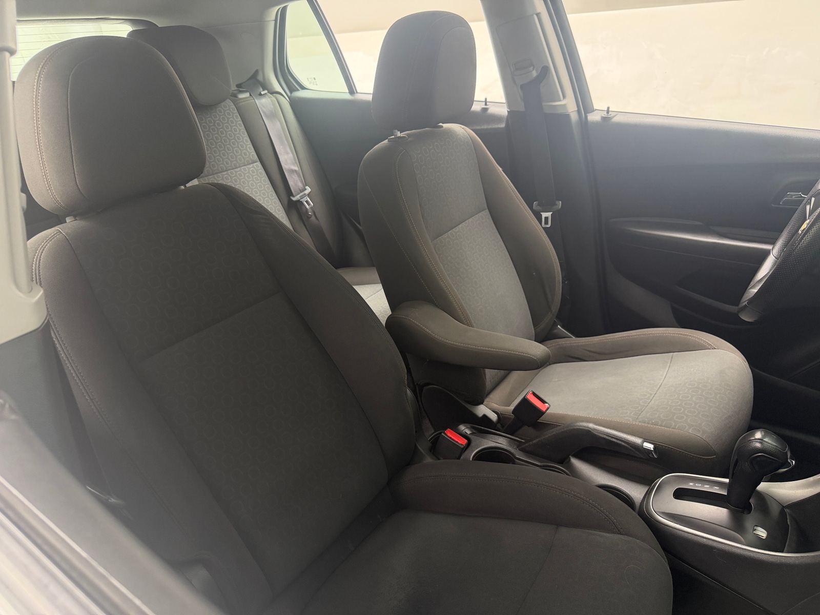 Thumbnail: 2018 Chevrolet Trax - 2
