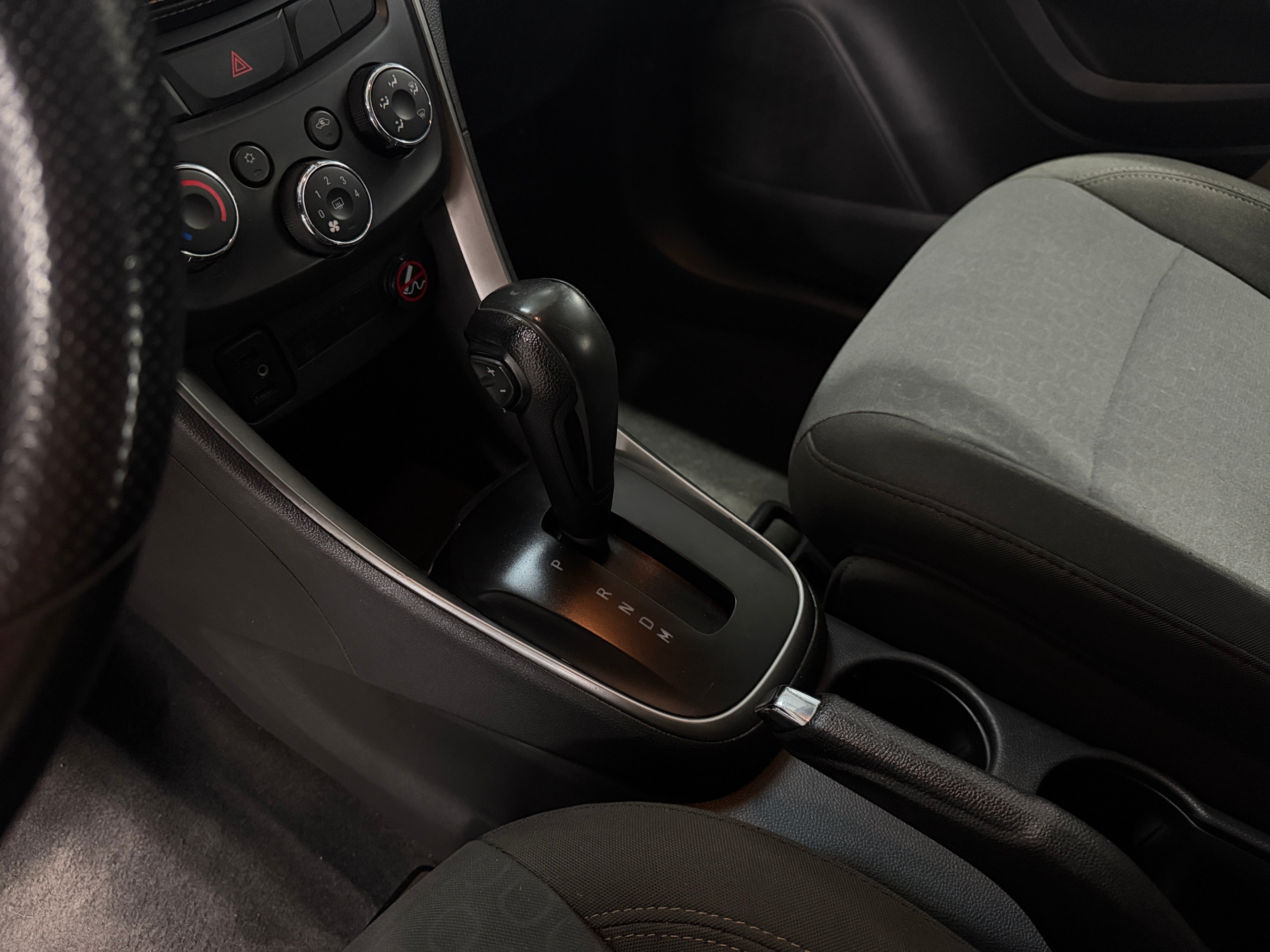 Used 2018 Chevrolet Trax LS with VIN KL7CJNSBXJB607371 for sale in Pewaukee, WI